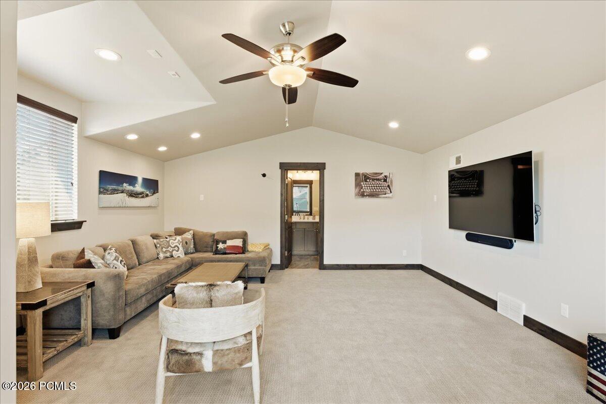 1138 W Cadence Court