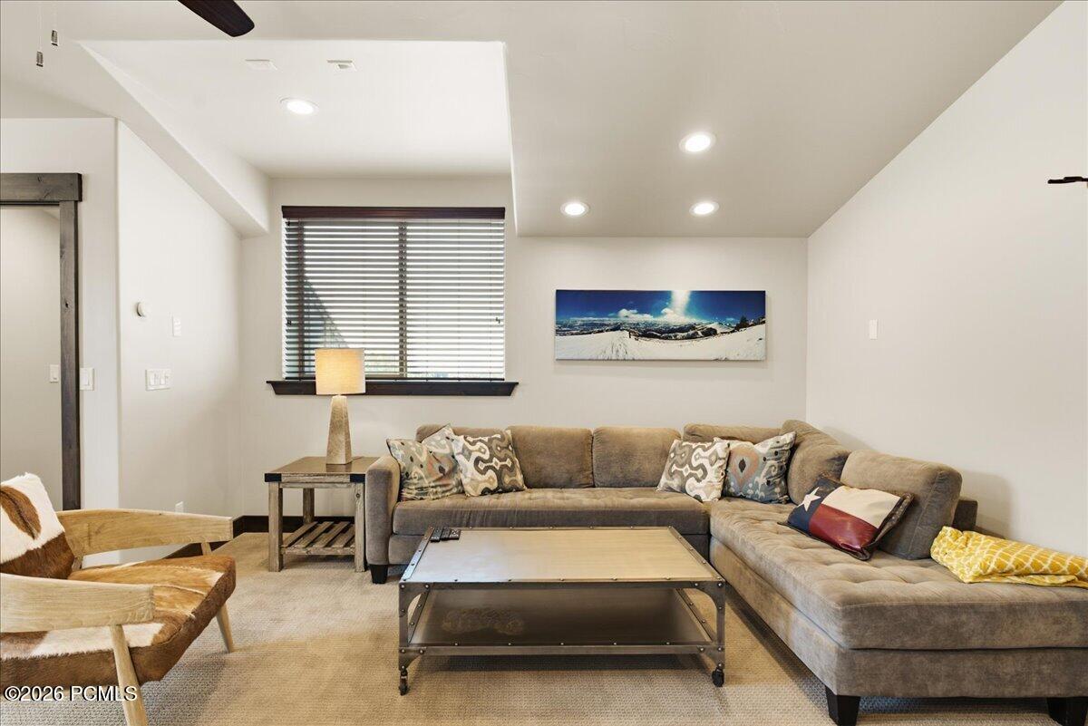 1138 W Cadence Court