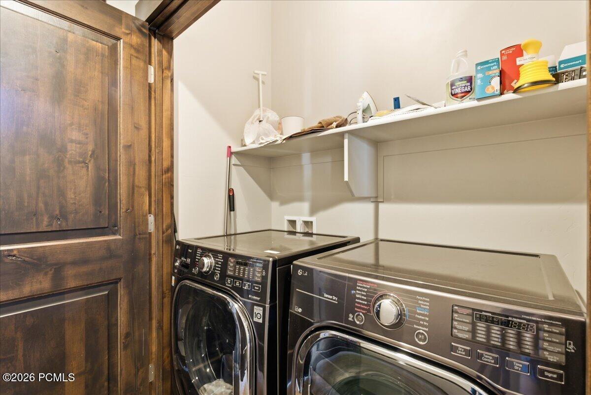 1138 W Cadence Court