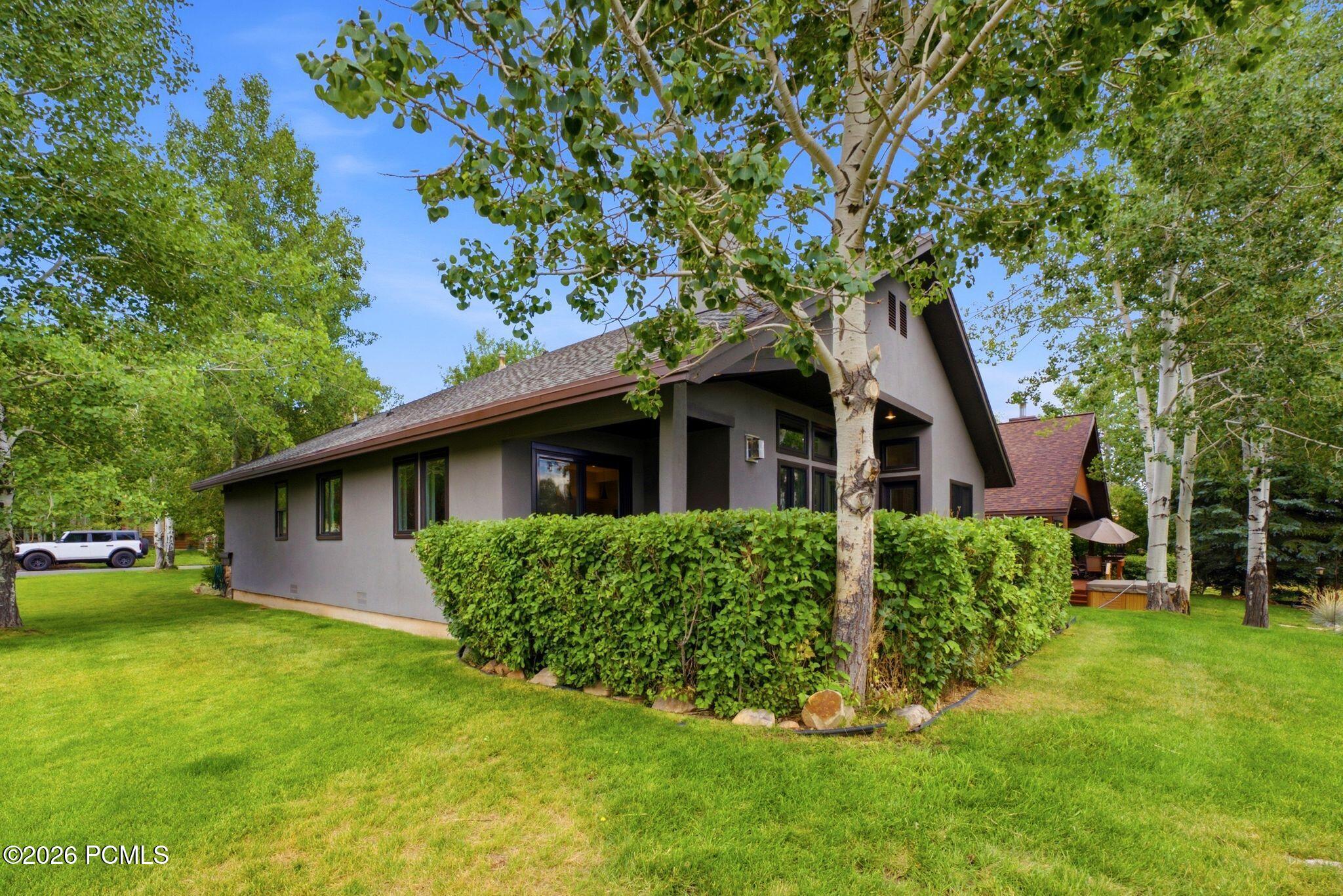 1929 Roffe Road