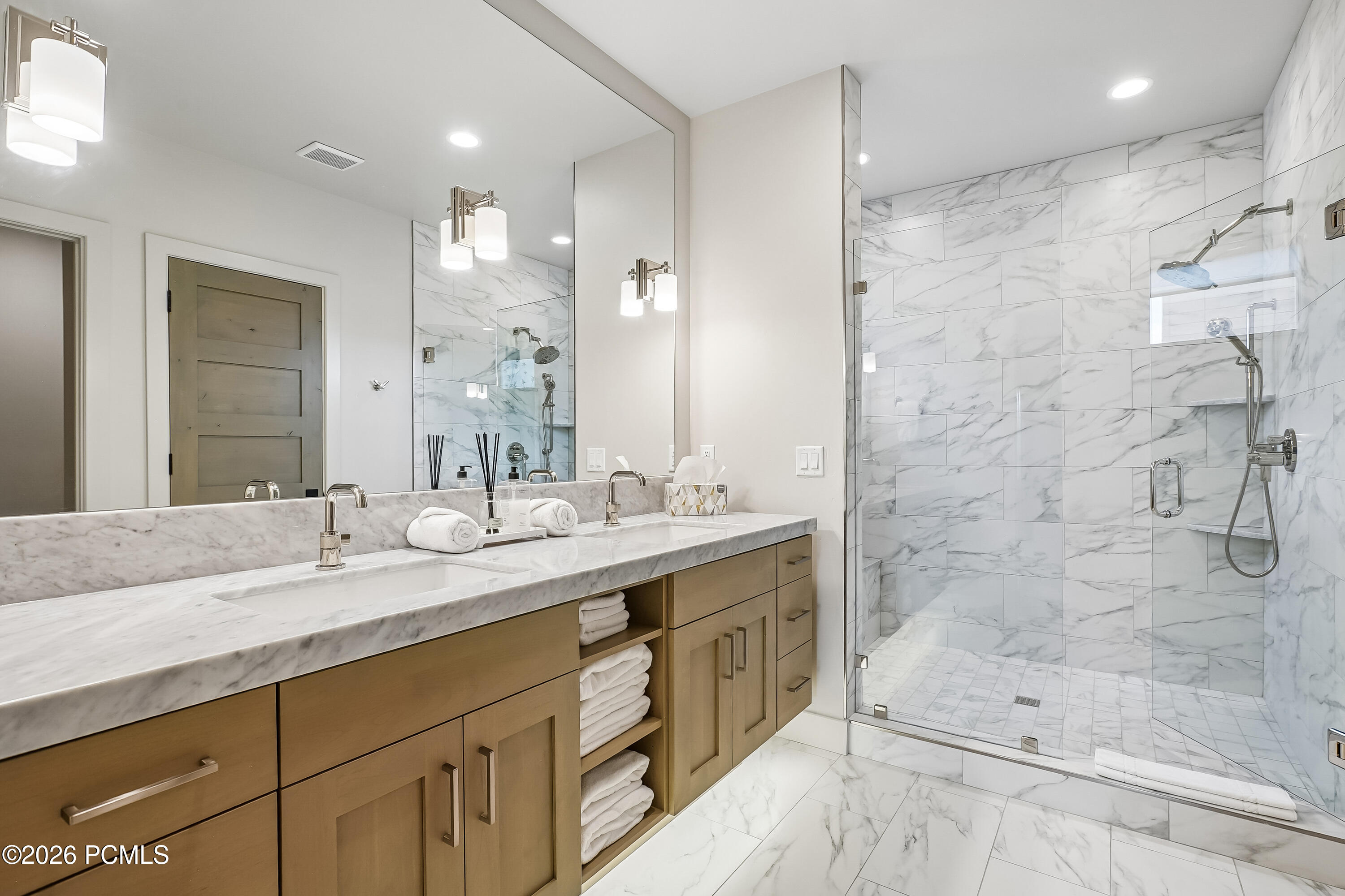 6358 Double Deer Loop