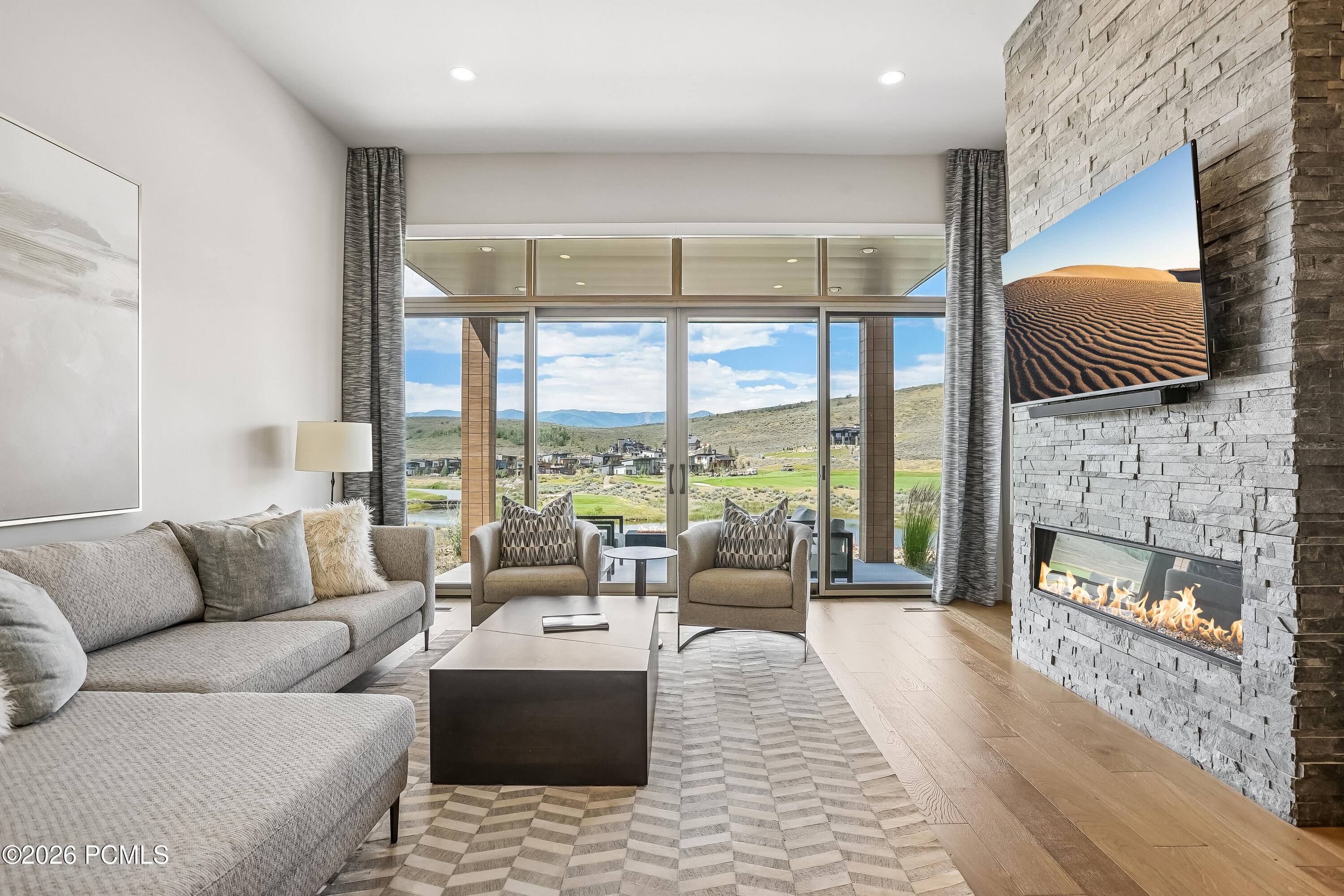 6358 Double Deer Loop