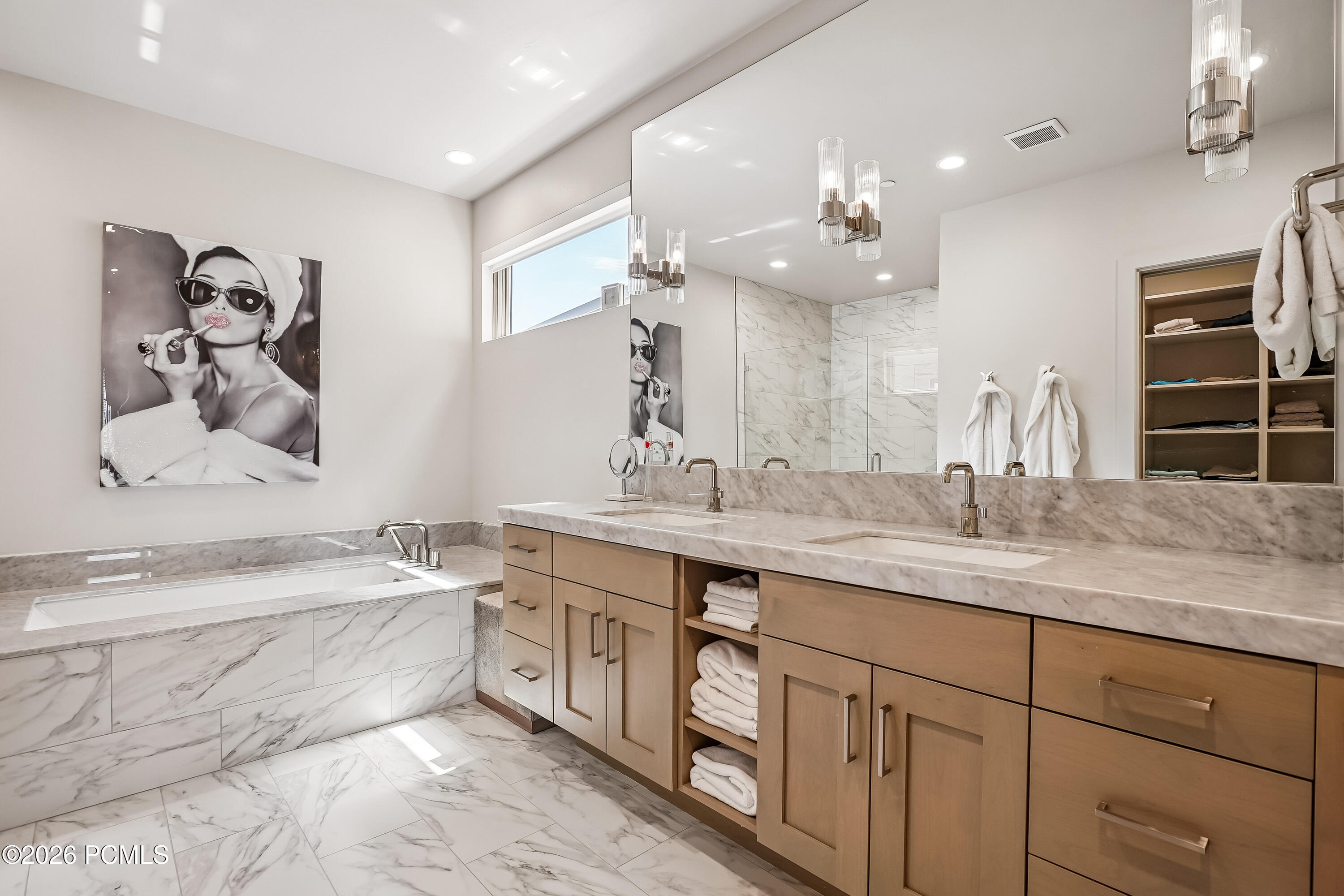 6358 Double Deer Loop