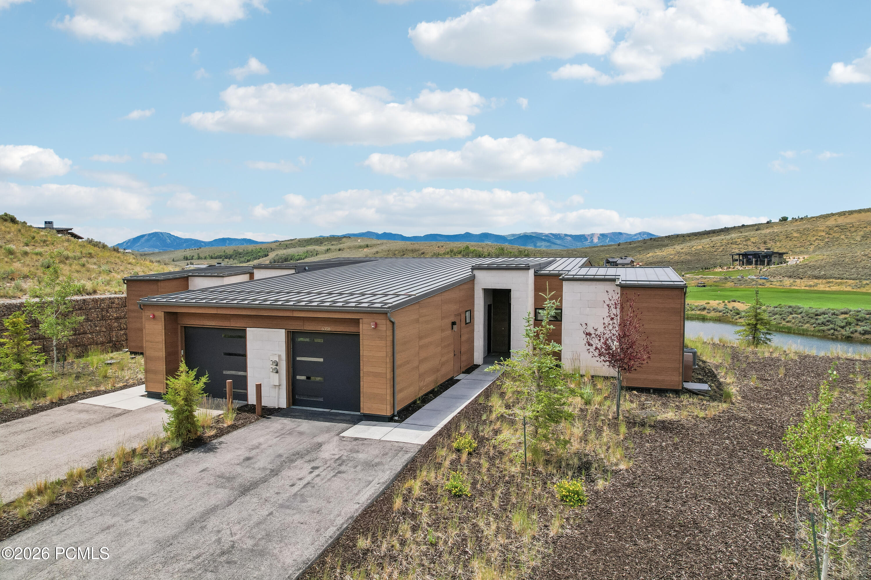 6358 Double Deer Loop