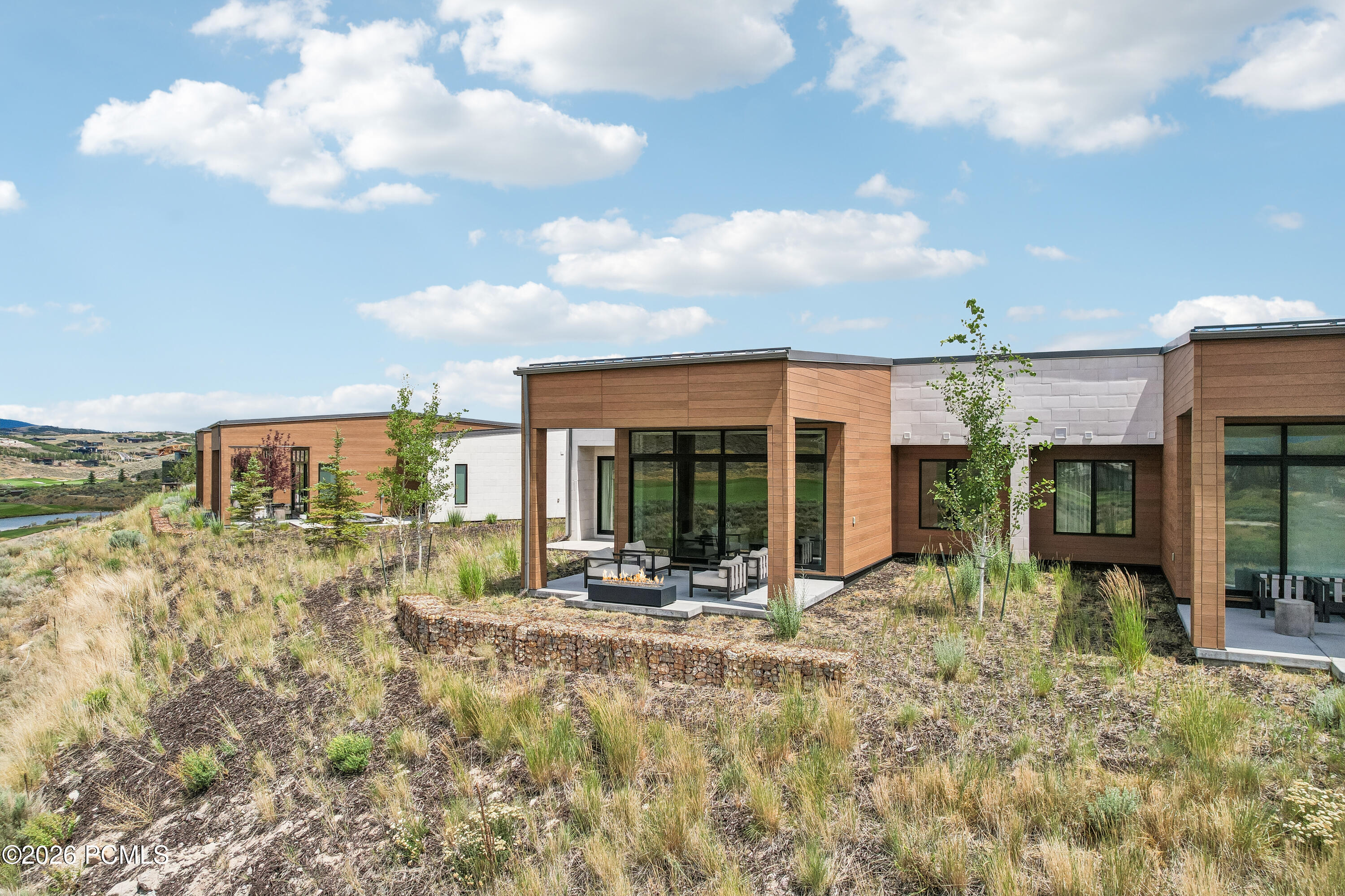 6358 Double Deer Loop