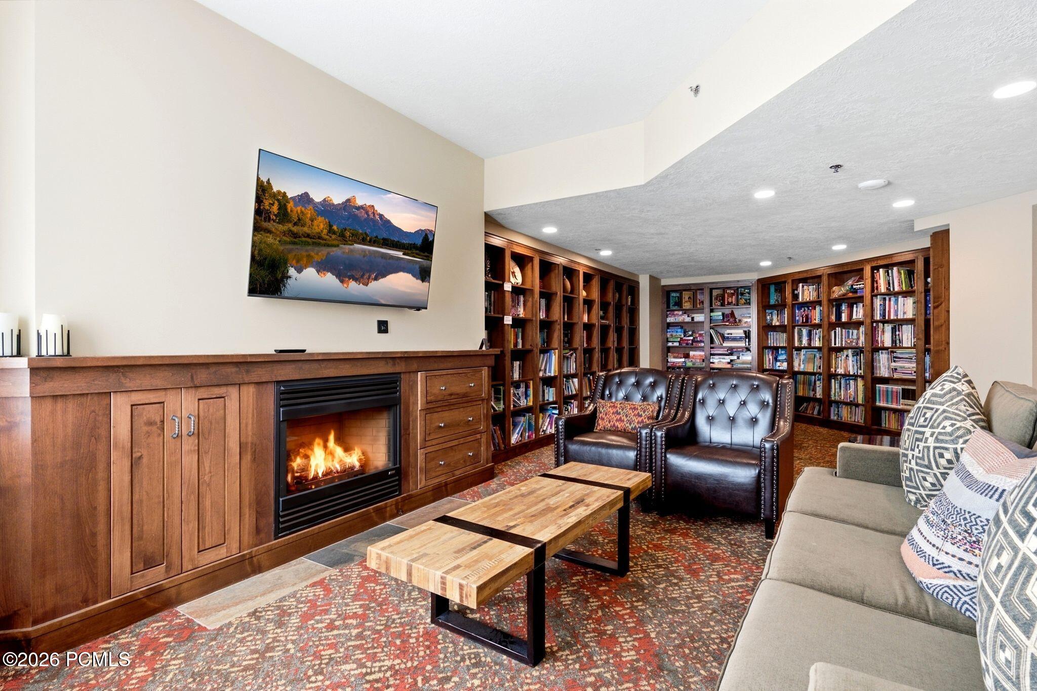 3855 Grand Summit Drive 114 Q2