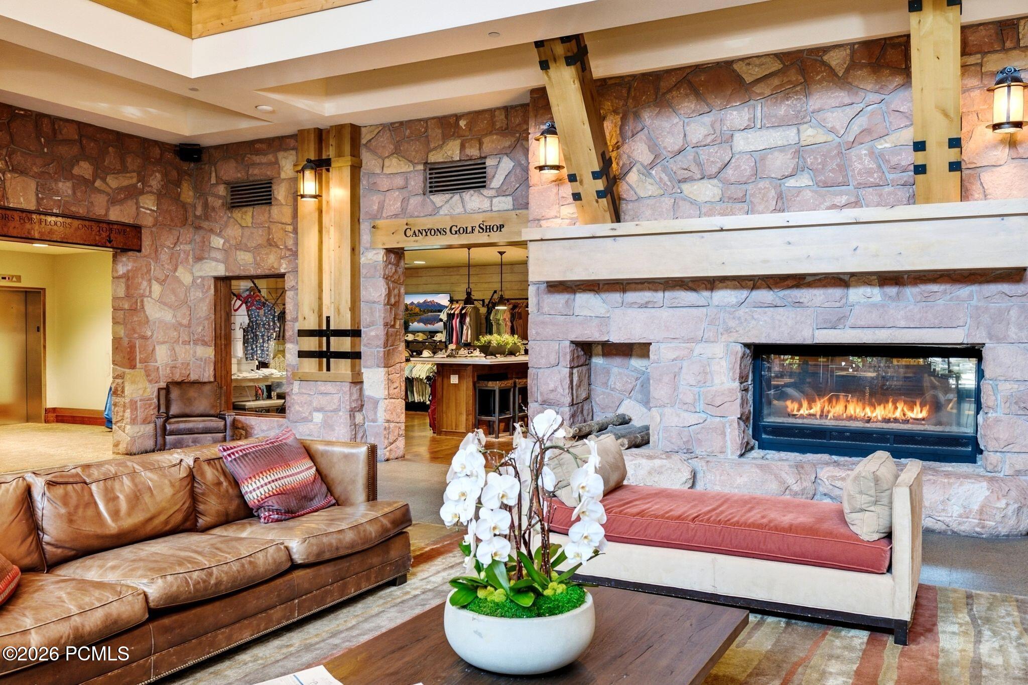 3855 Grand Summit Drive 114 Q2
