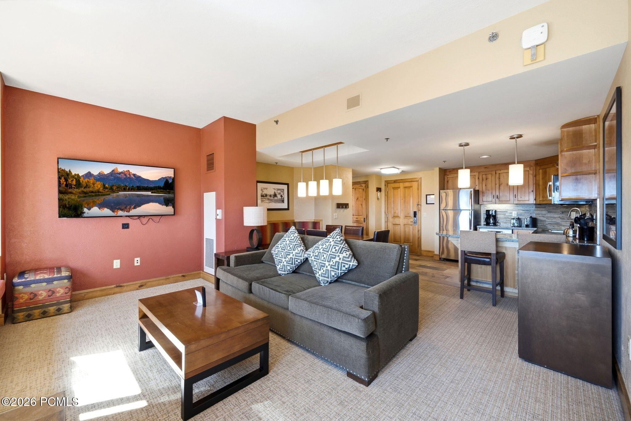 3855 Grand Summit Drive 114 Q2