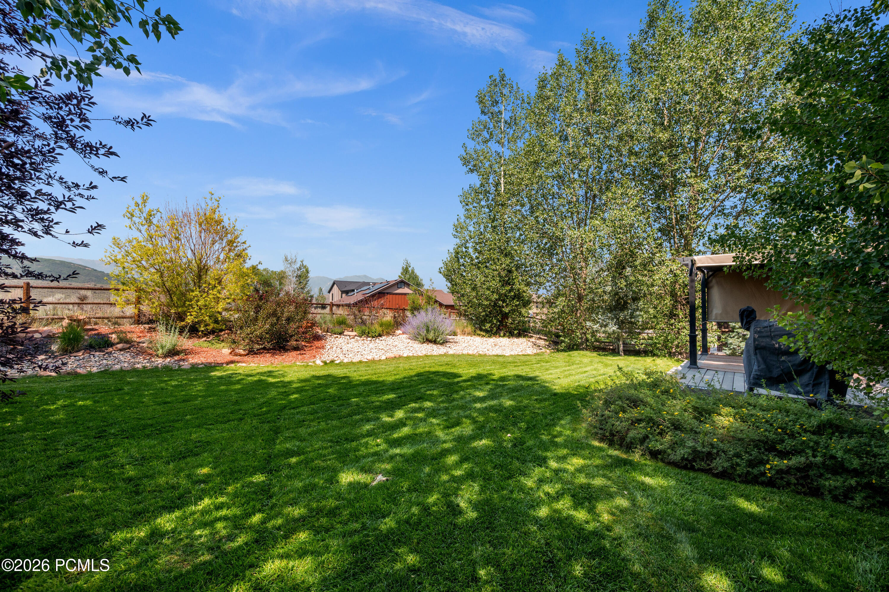 1272 E Foxcrest Court