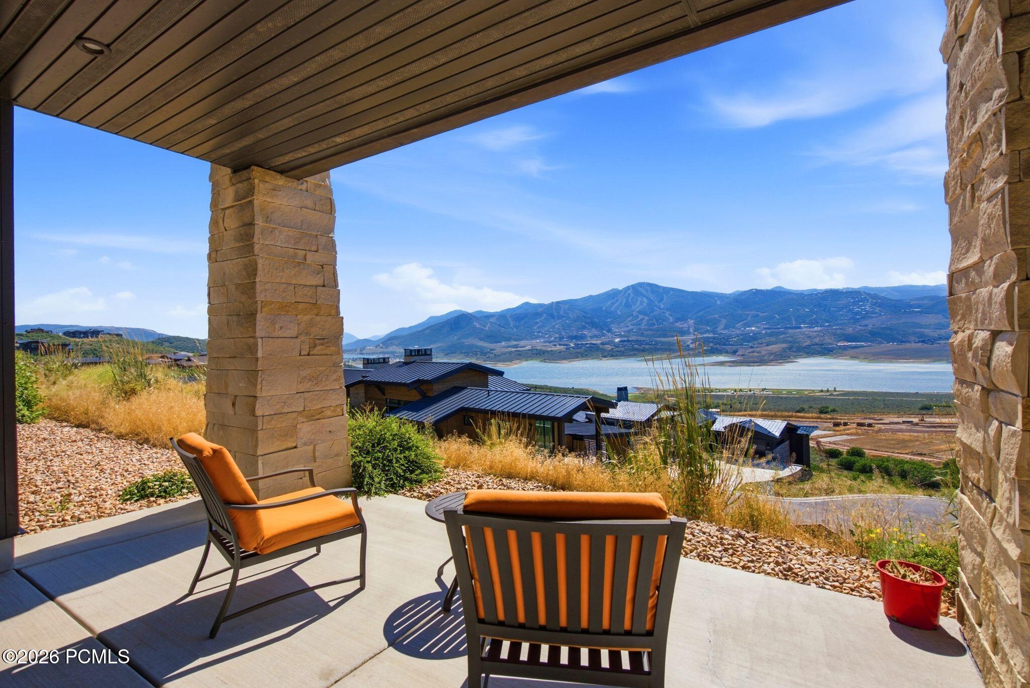 11293 Shoreline Drive