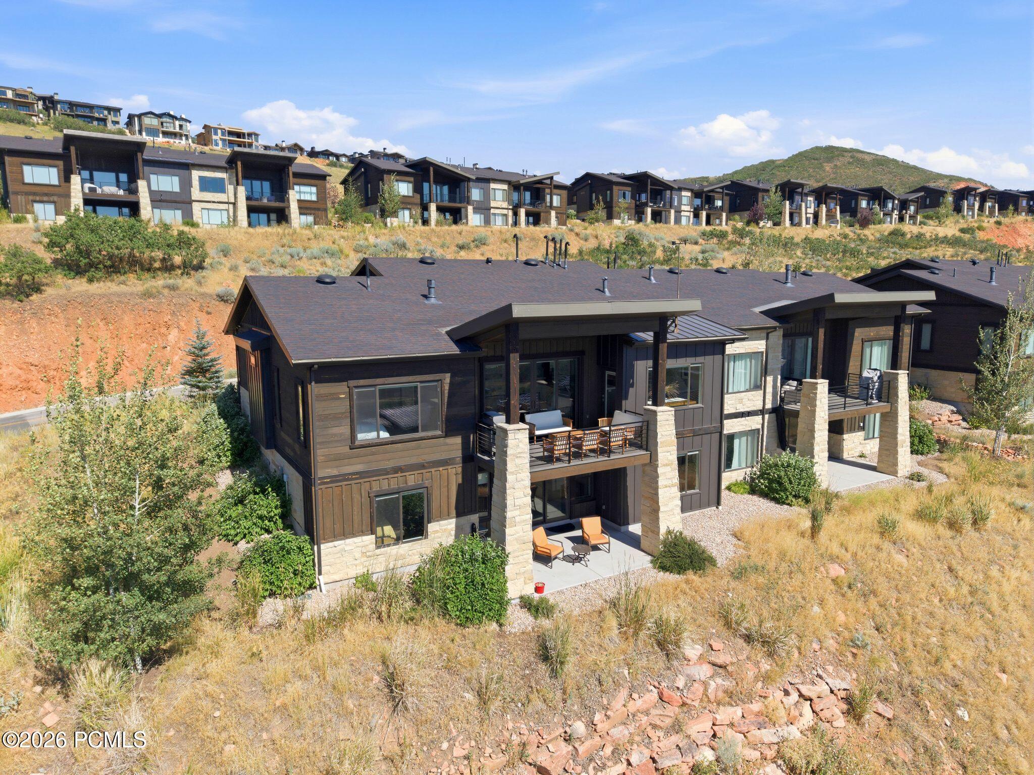 11293 Shoreline Drive