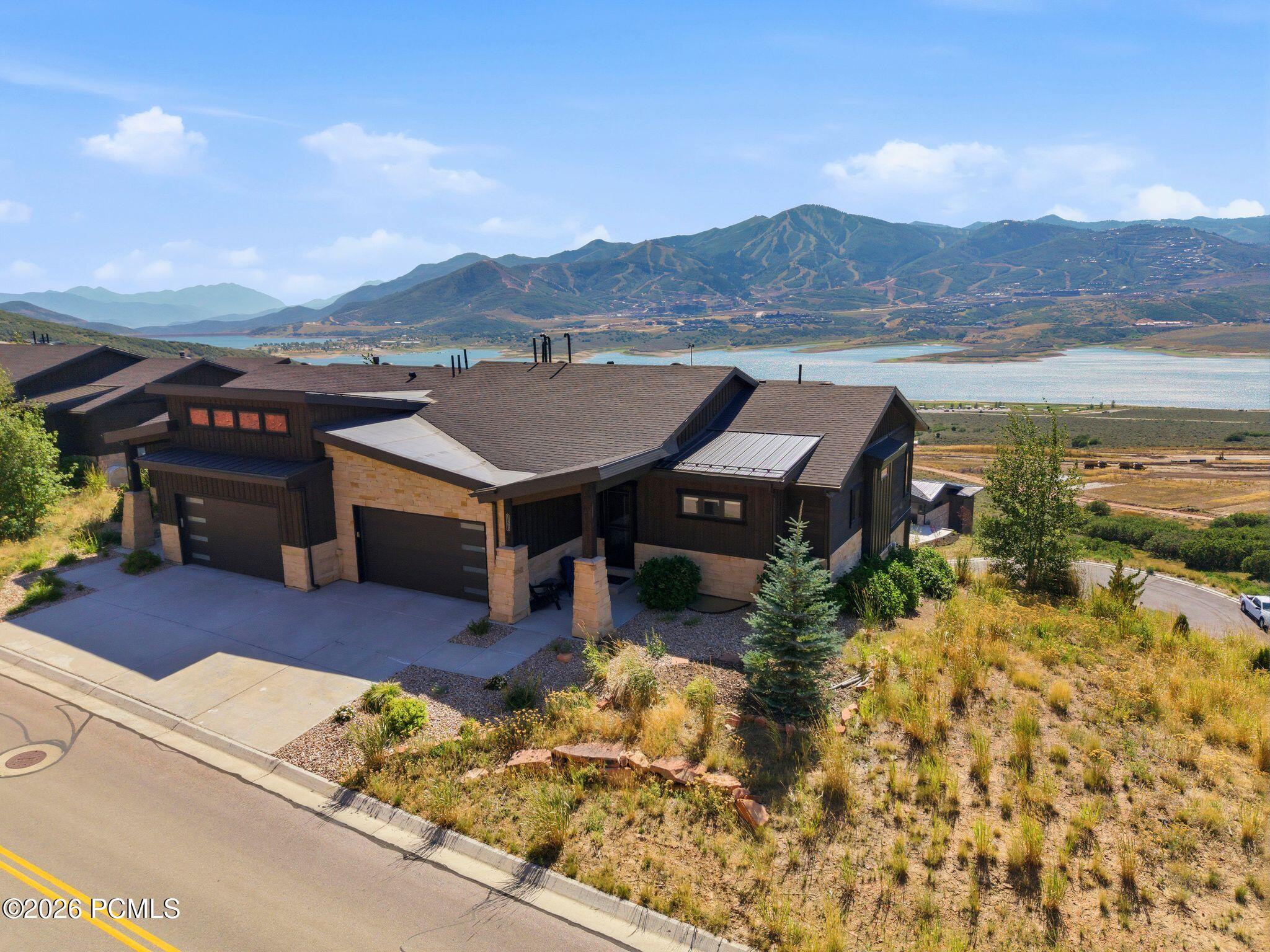 11293 Shoreline Drive