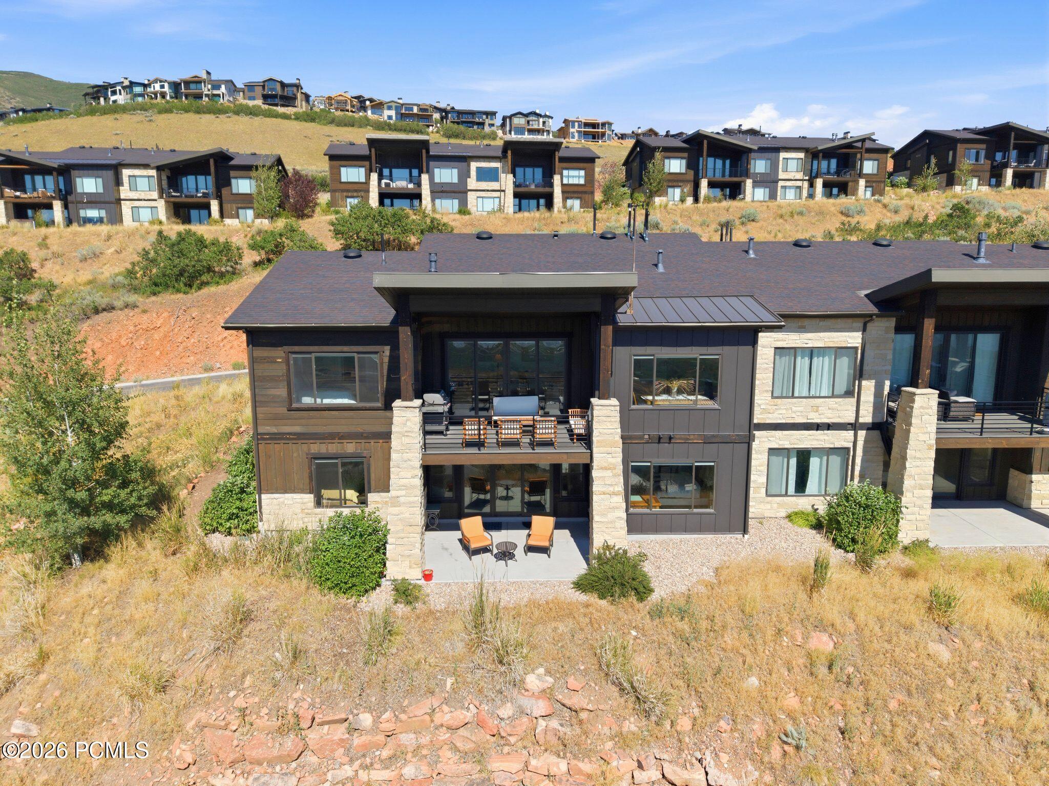11293 Shoreline Drive