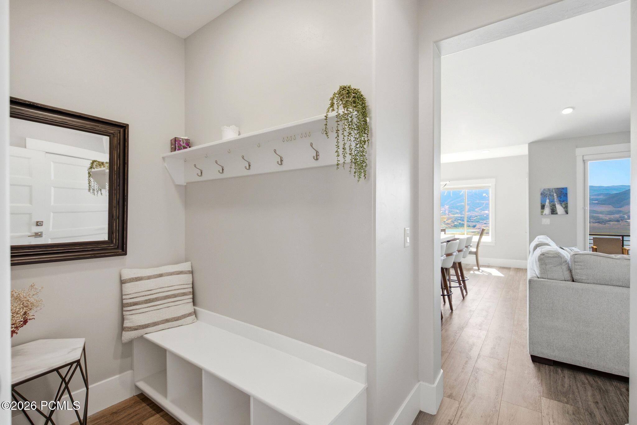 11293 Shoreline Drive