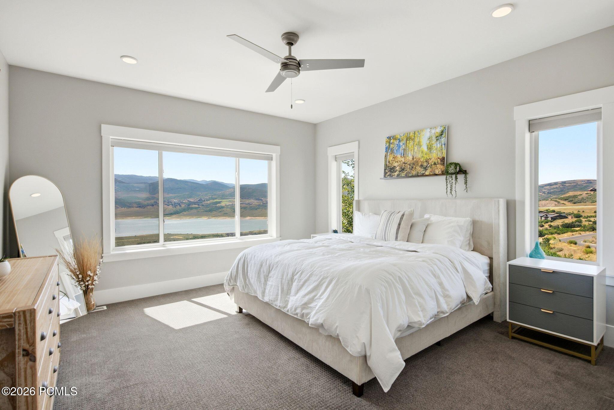 11293 Shoreline Drive