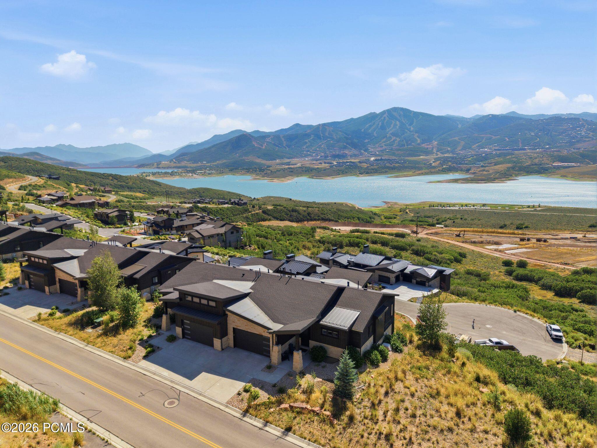 11293 Shoreline Drive