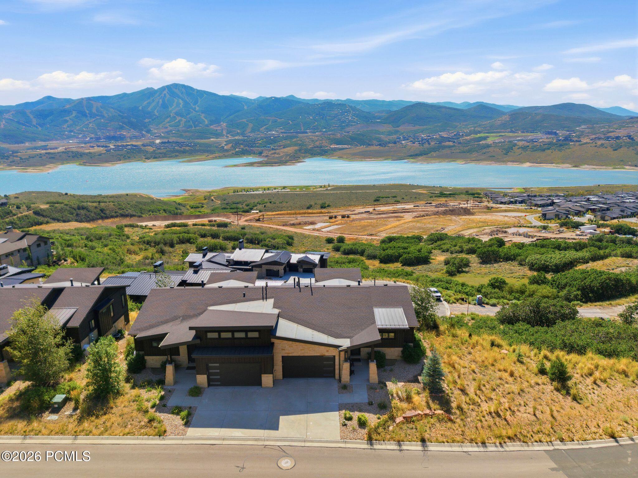 11293 Shoreline Drive