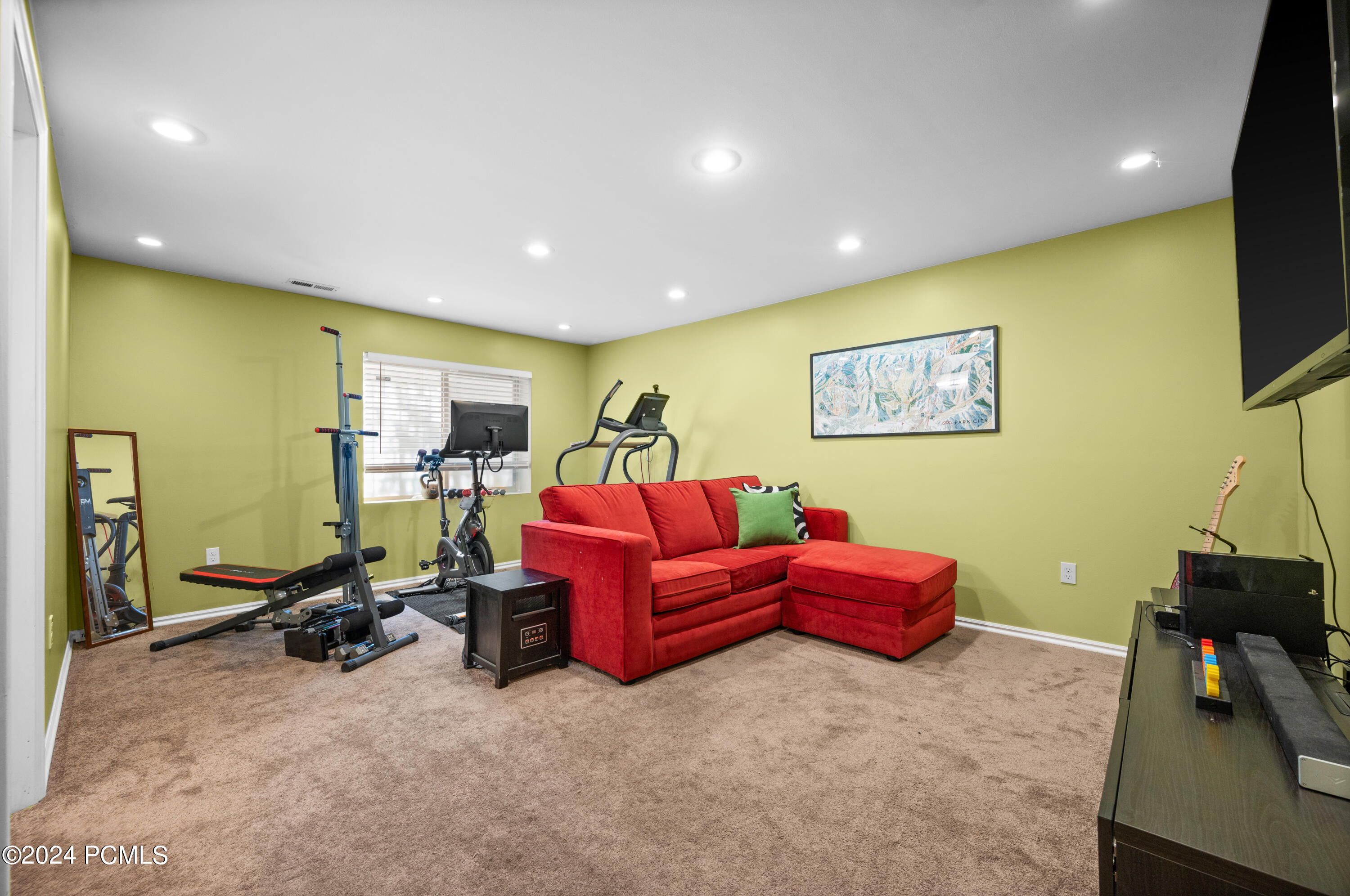 300 Aspen Drive