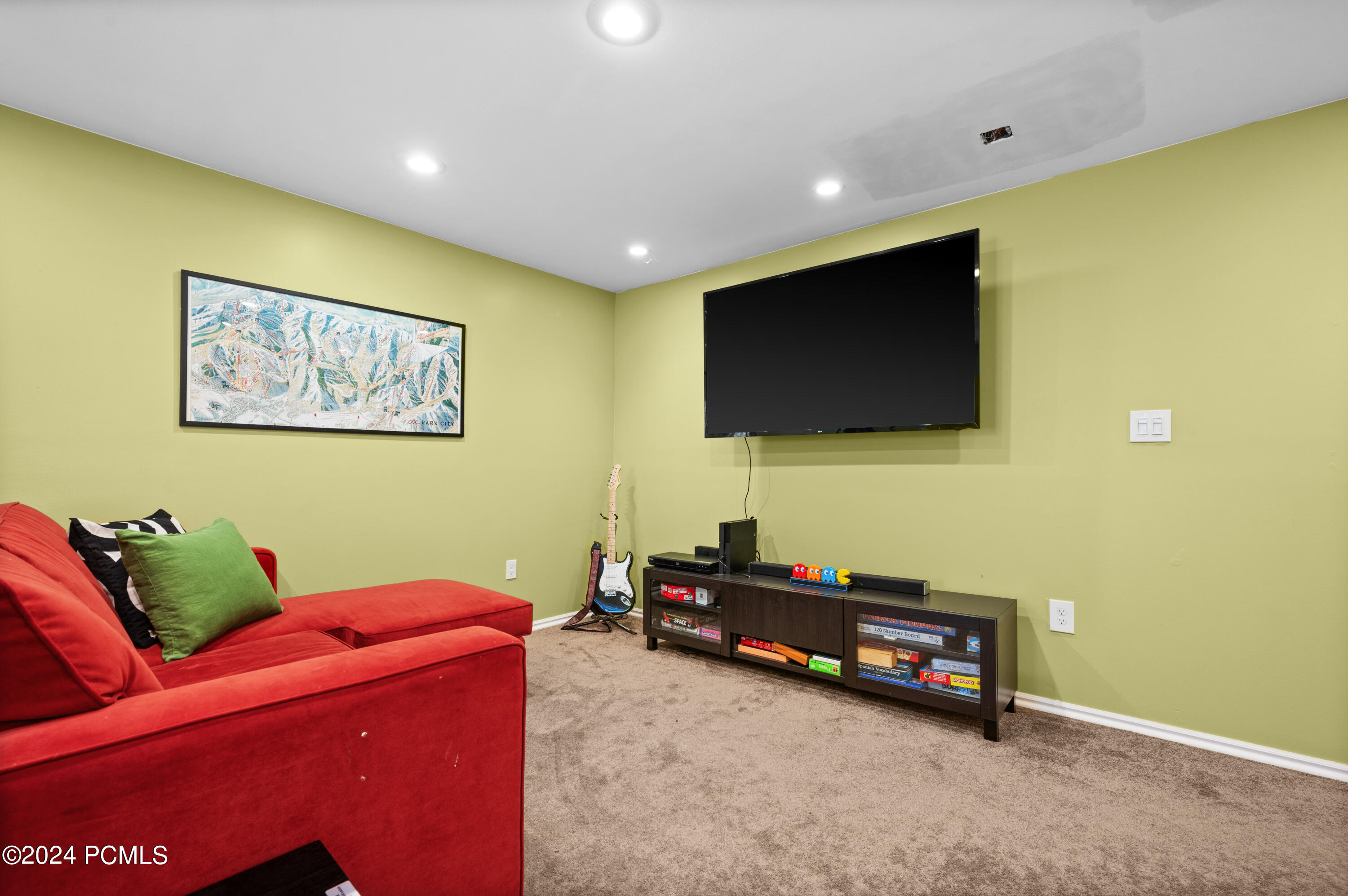 300 Aspen Drive