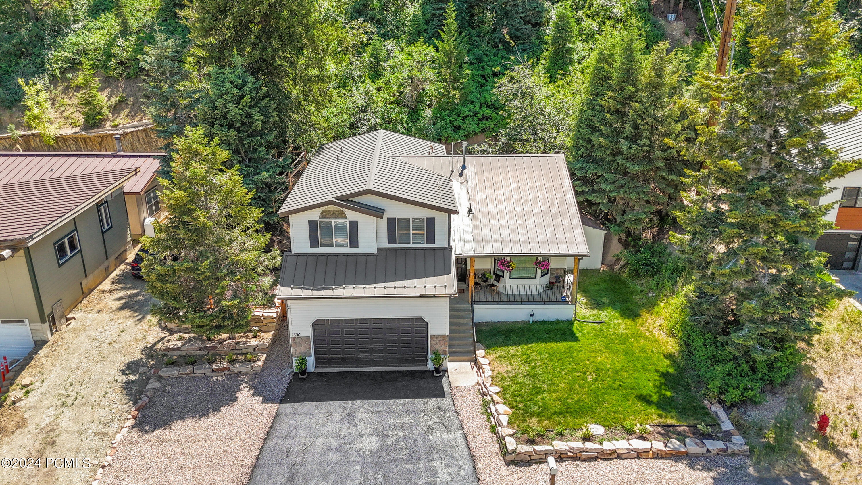 300 Aspen Drive