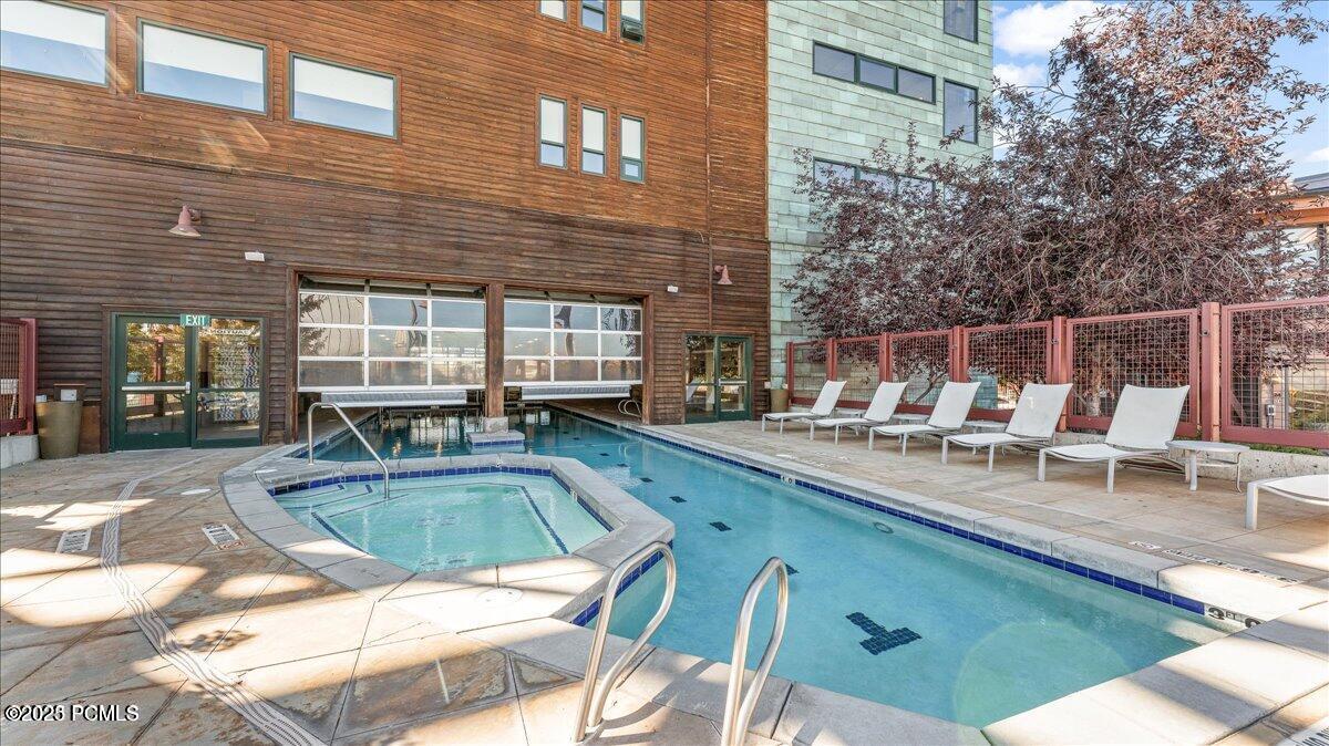 1476 Newpark Boulevard 212