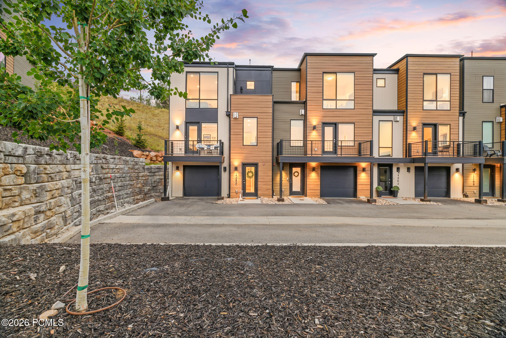 4359 W Discovery Way