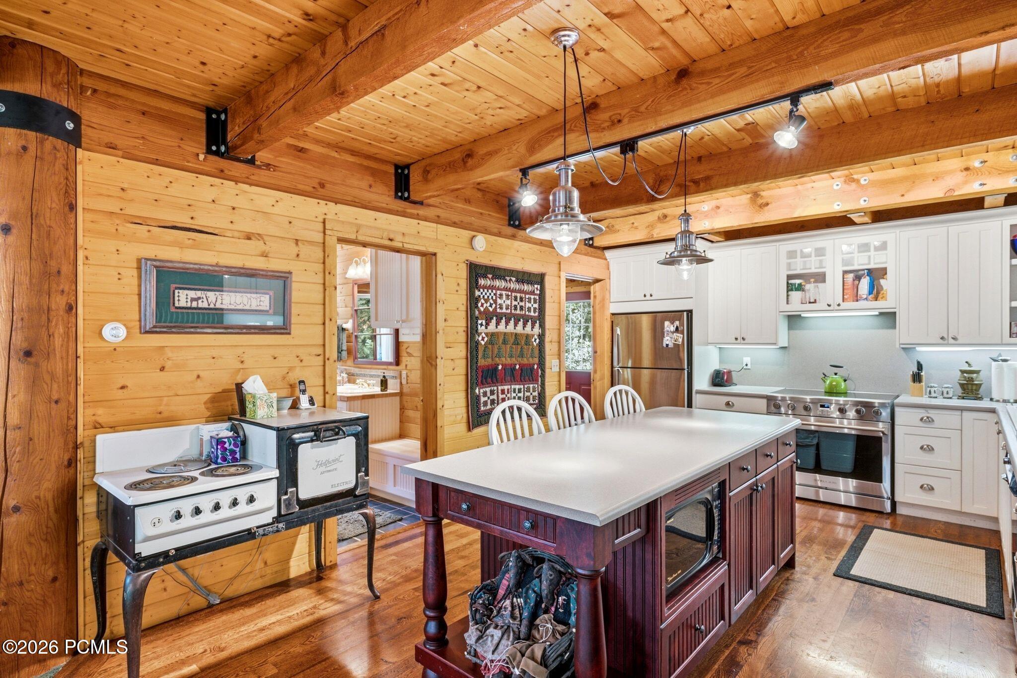 8808 Shingle Mill Drive
