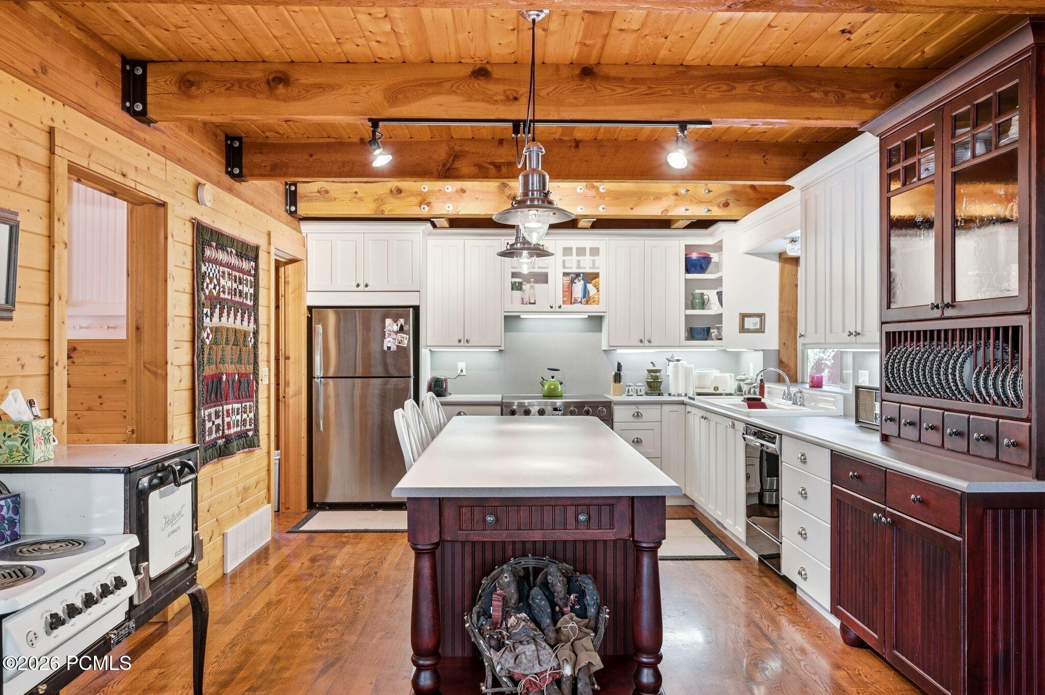 8808 Shingle Mill Drive