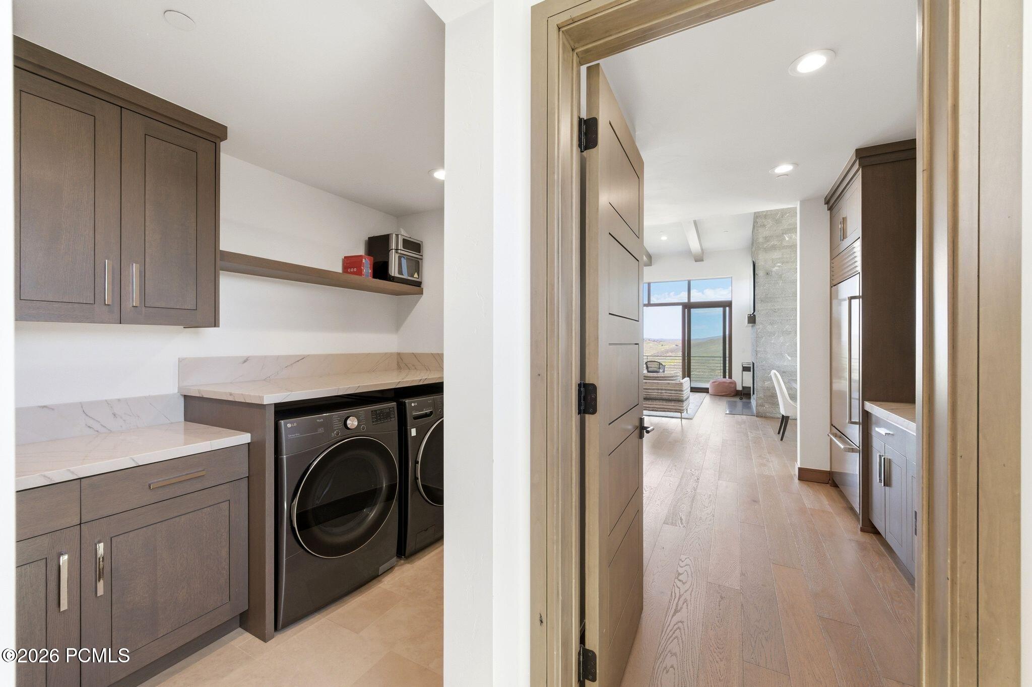 7036 W Golden Bear Loop