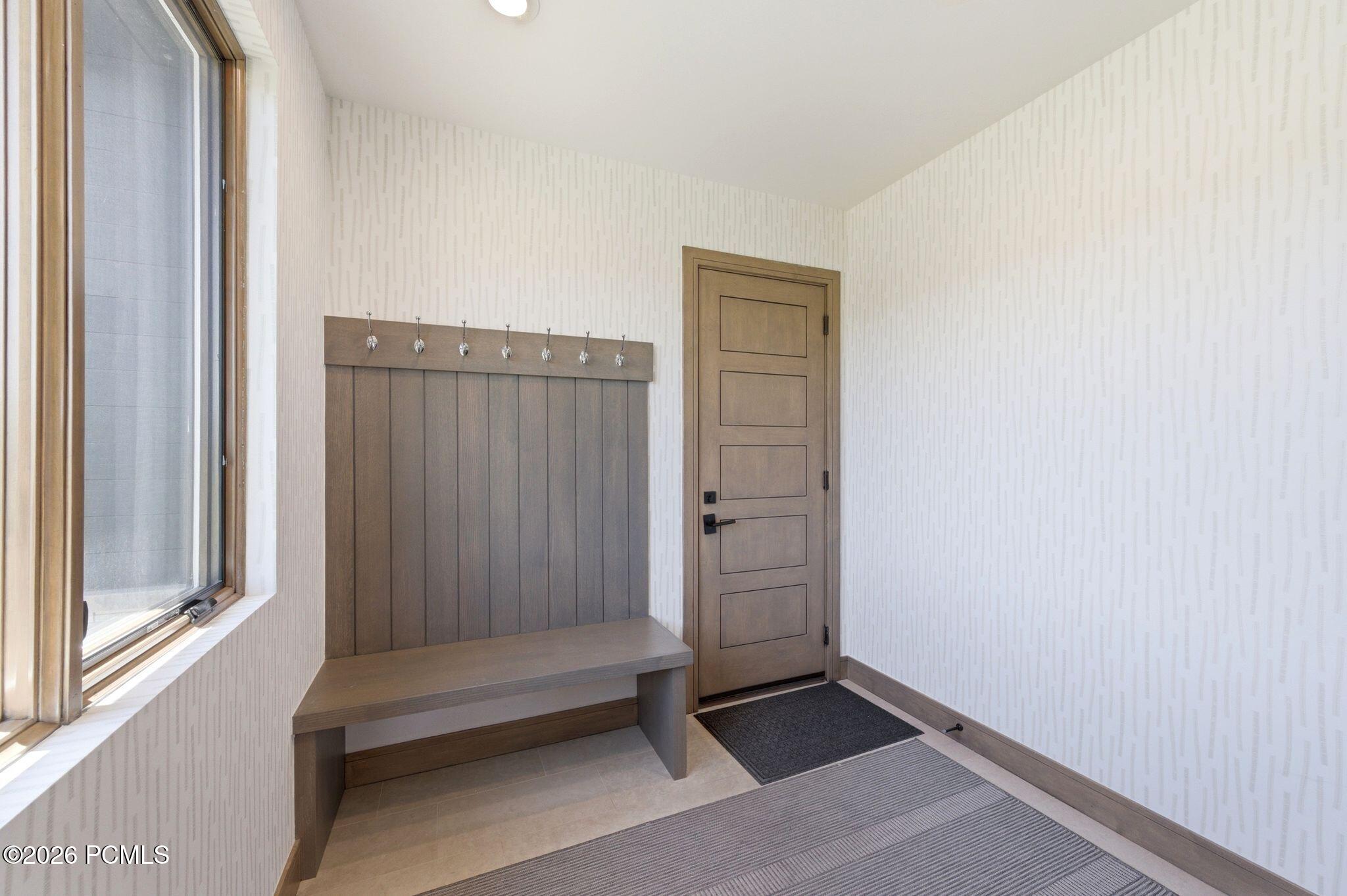 7036 W Golden Bear Loop