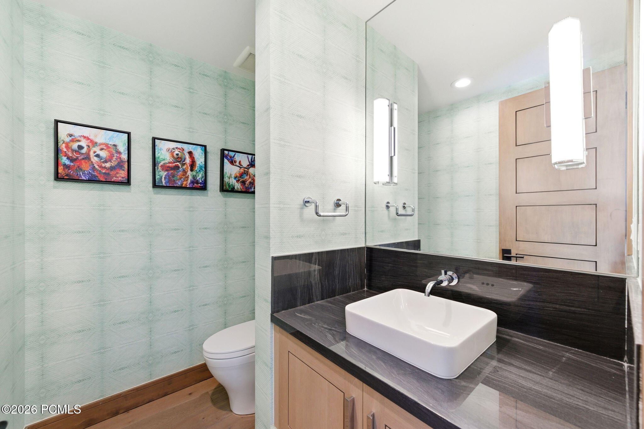 7036 W Golden Bear Loop