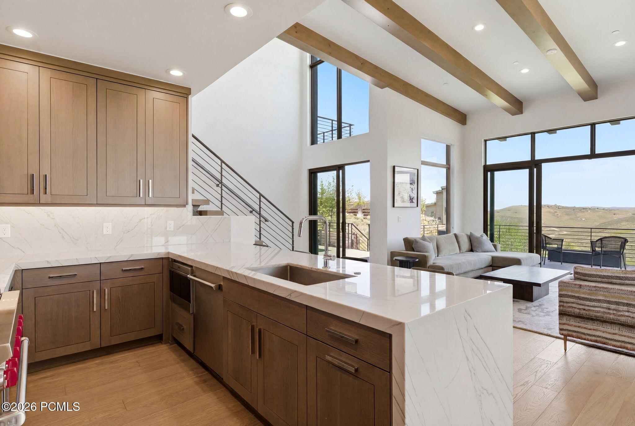 7036 W Golden Bear Loop
