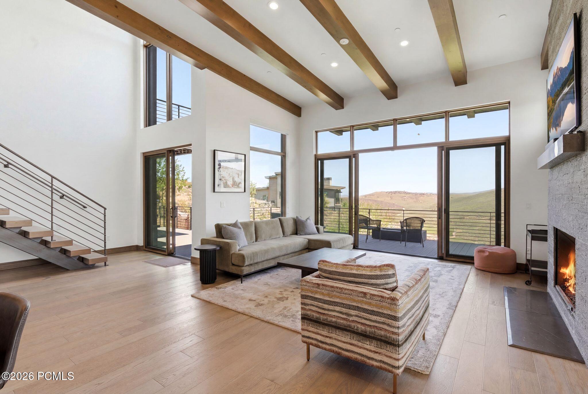 7036 W Golden Bear Loop