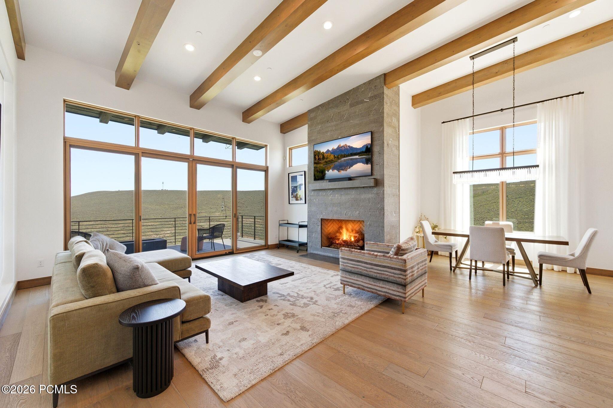 7036 W Golden Bear Loop