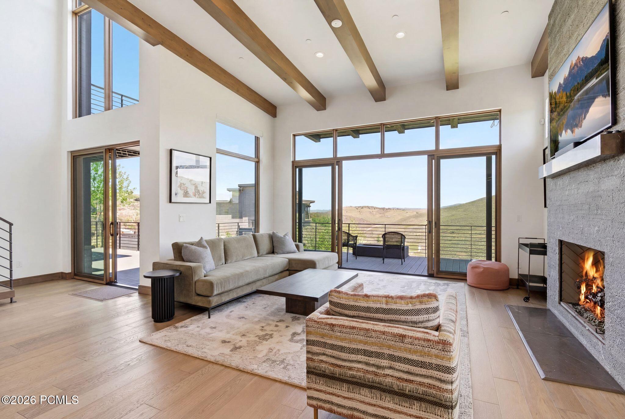7036 W Golden Bear Loop
