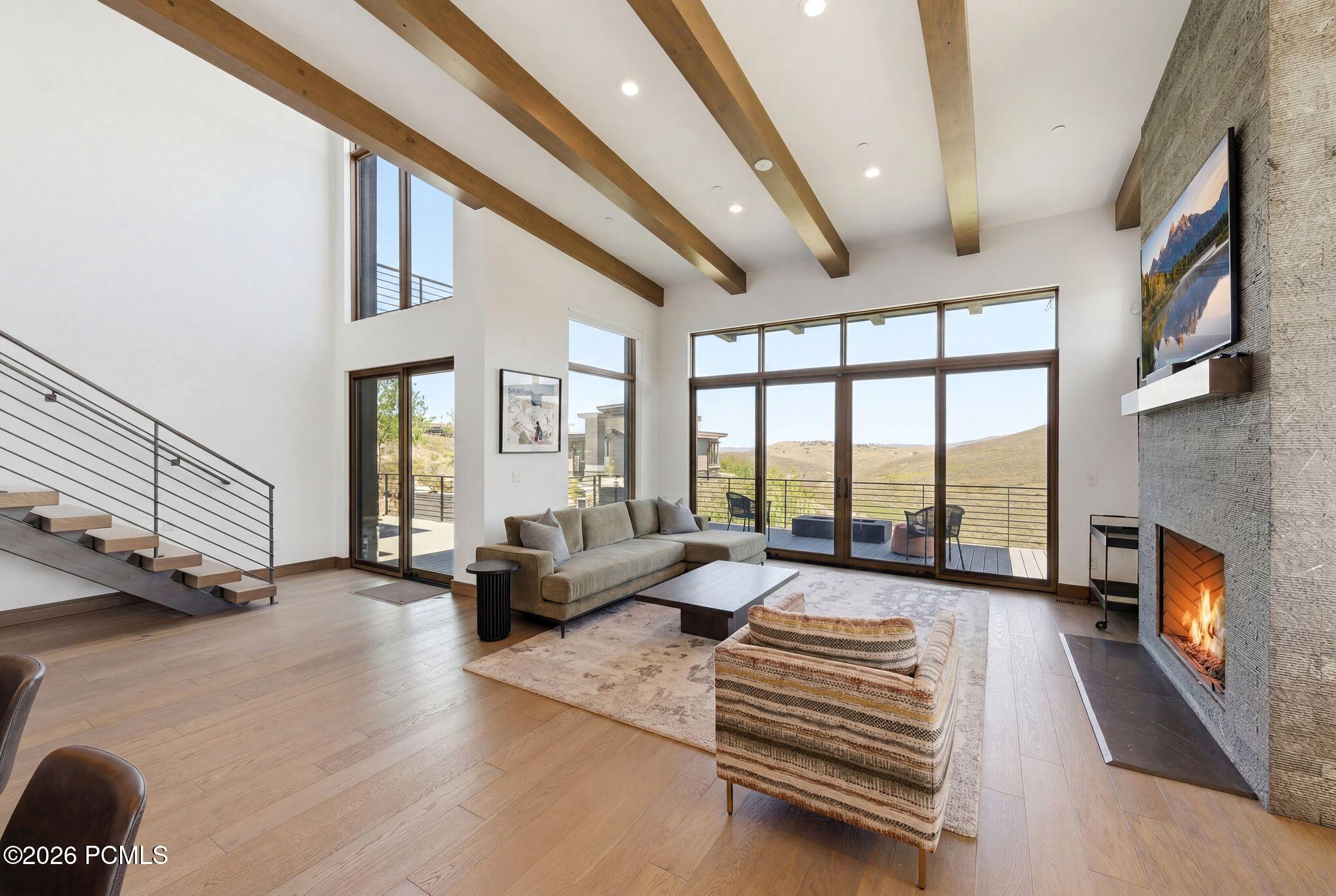 7036 W Golden Bear Loop