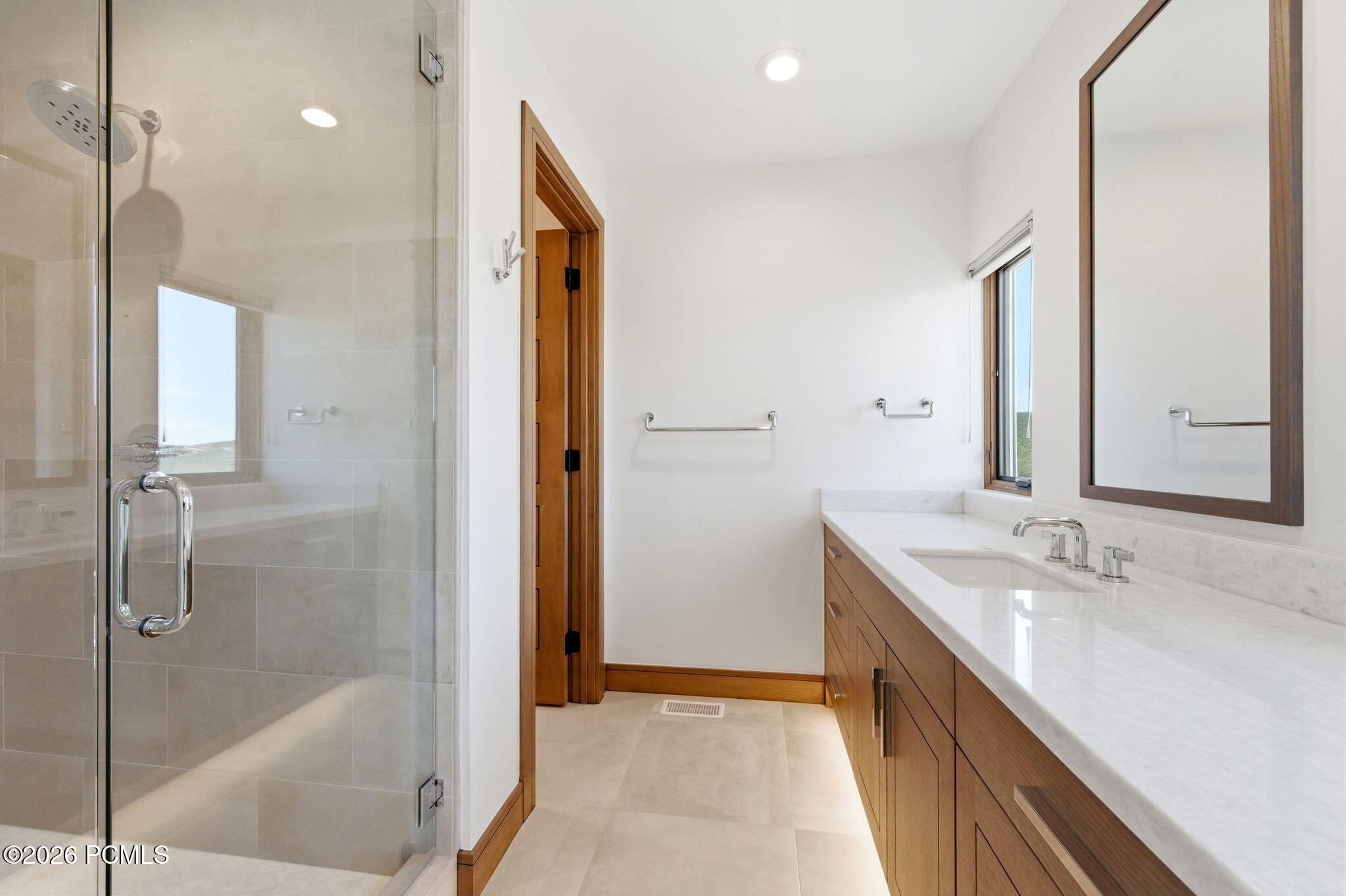 7036 W Golden Bear Loop