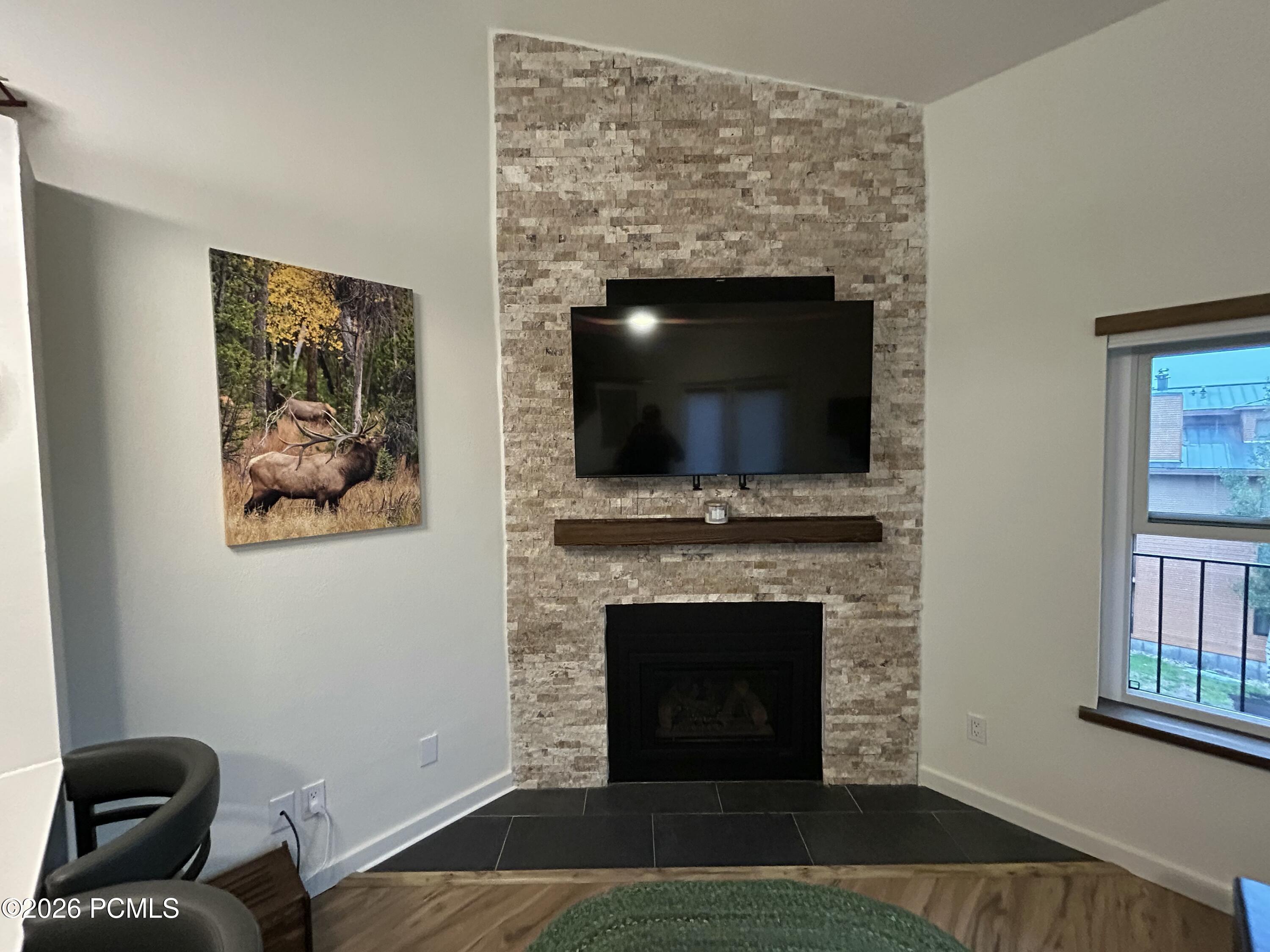 464 N Highway 143 A-410