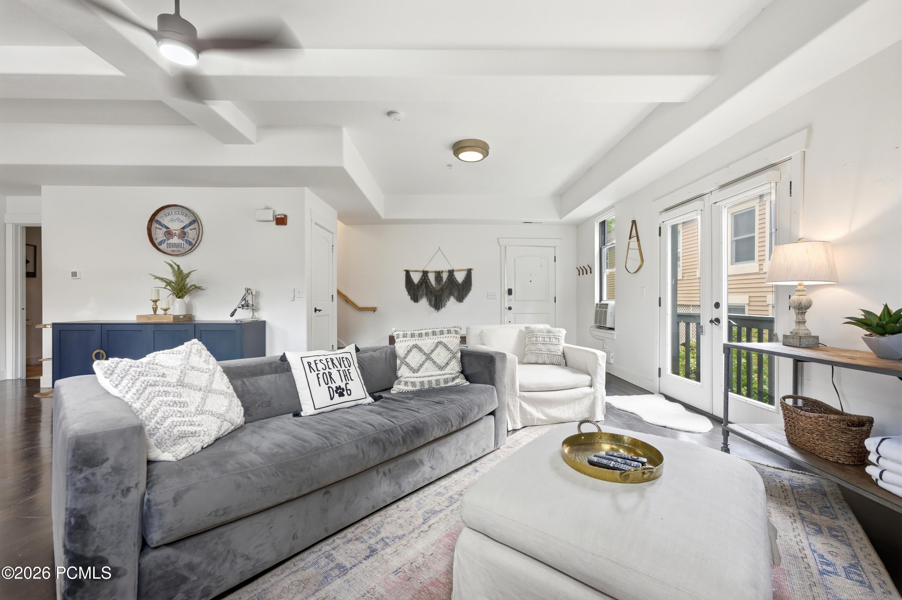 1499 Park Avenue 5
