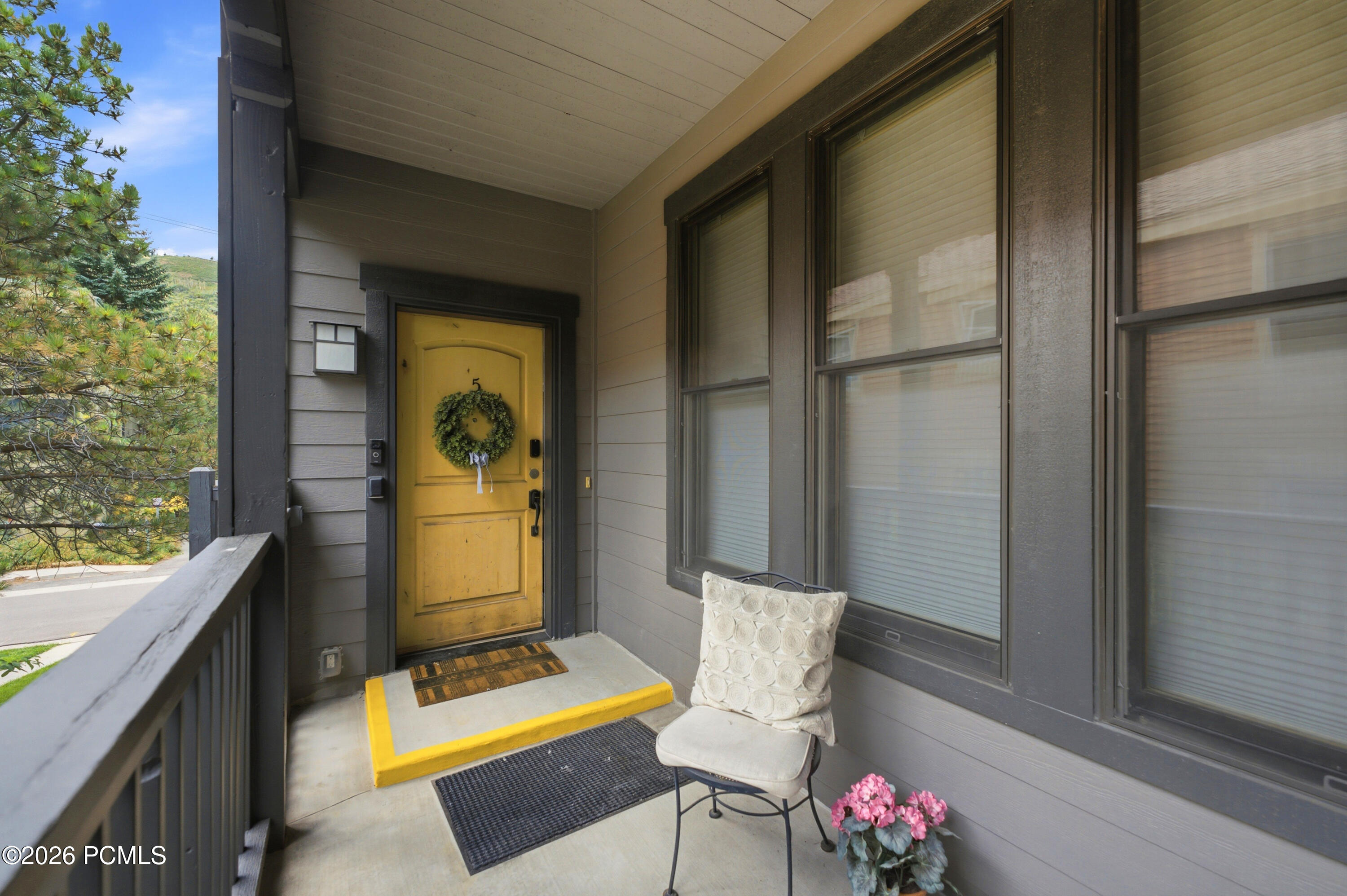 1499 Park Avenue 5