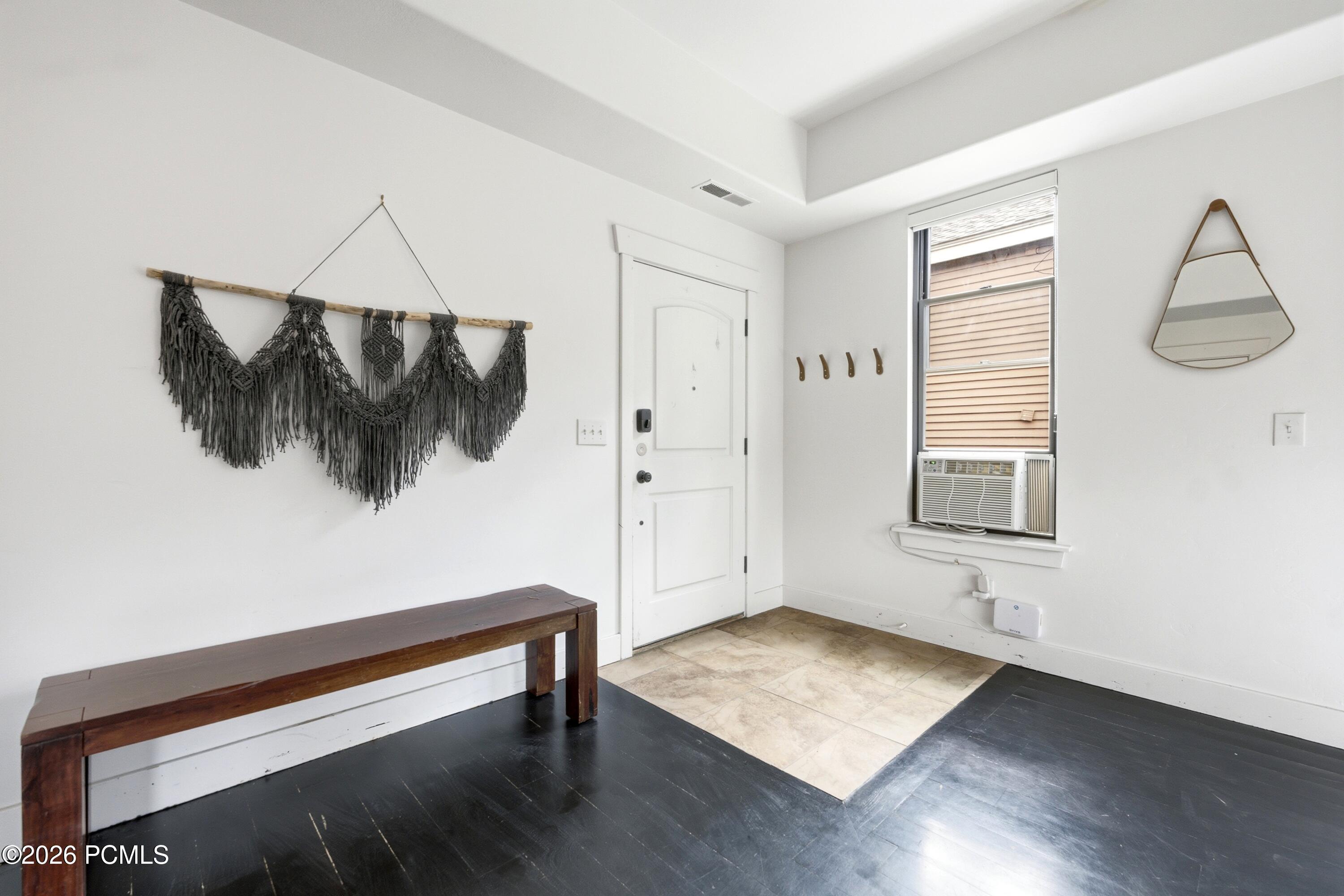 1499 Park Avenue 5