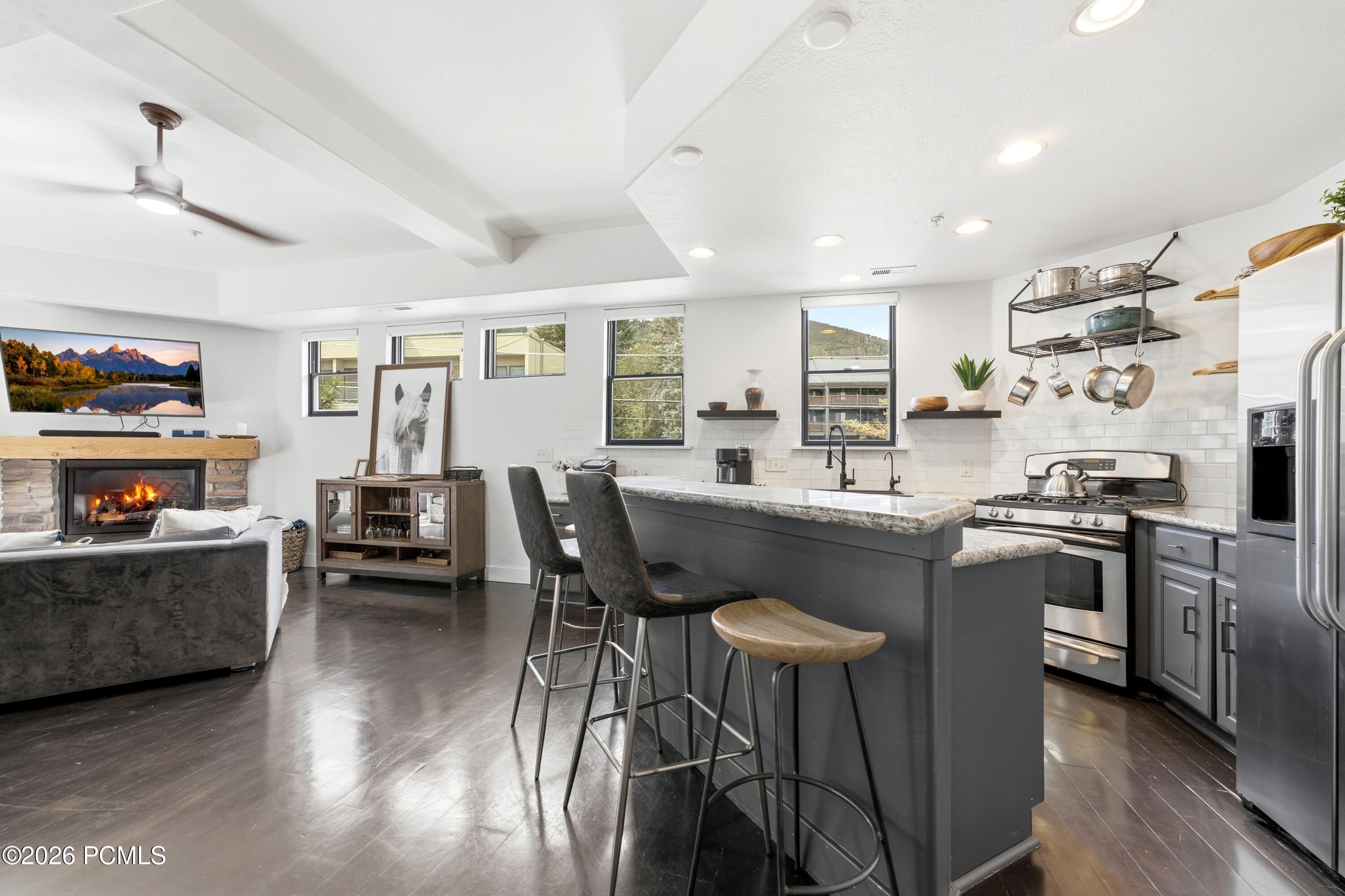 1499 Park Avenue 5