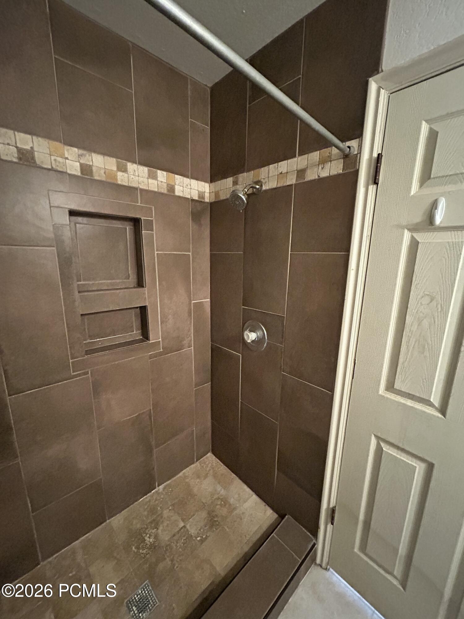 1940 Prospector Avenue 401