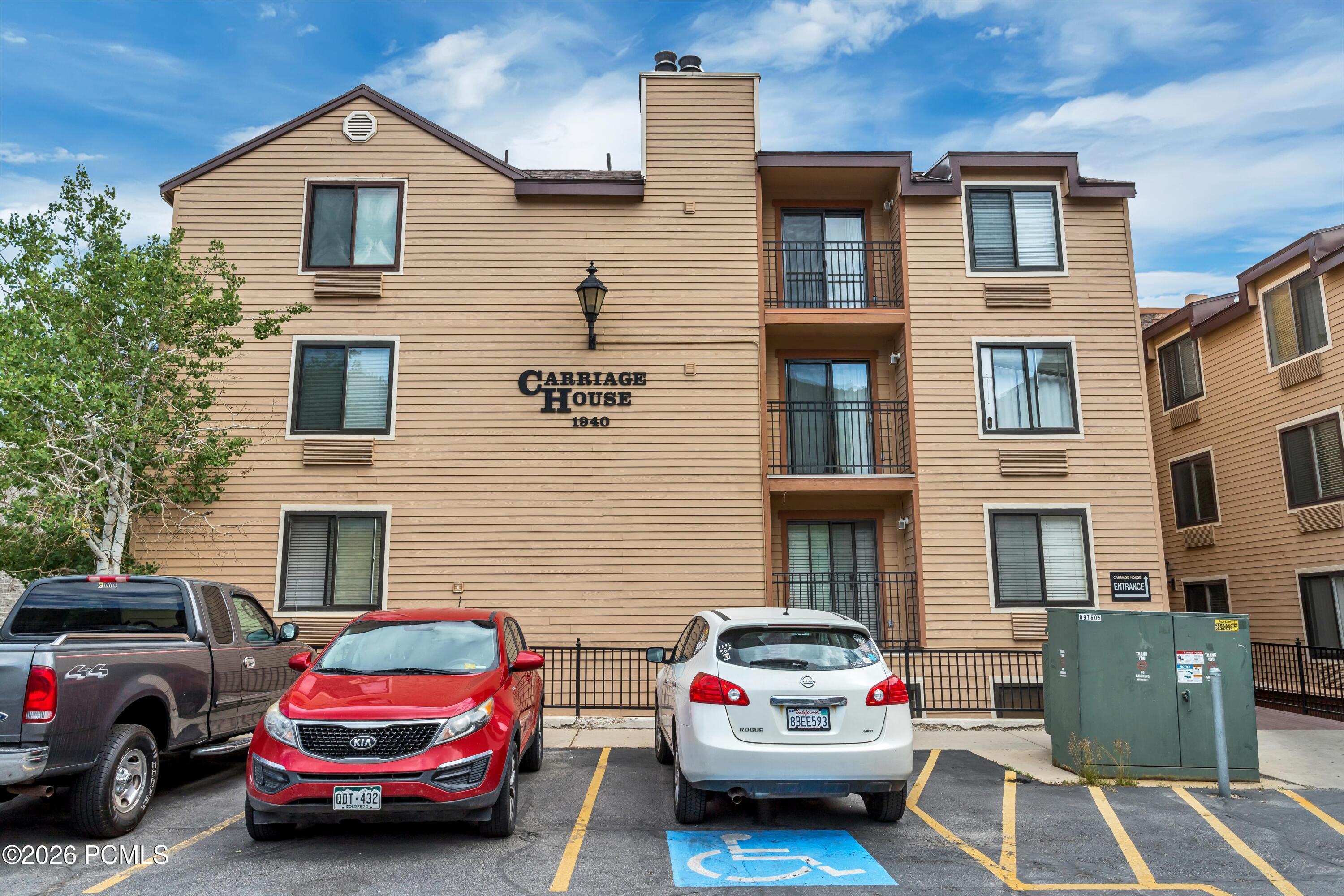 1940 Prospector Avenue 401