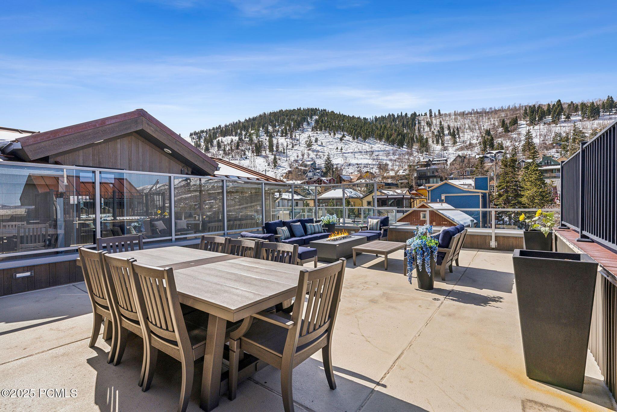 820 Park Avenue 203