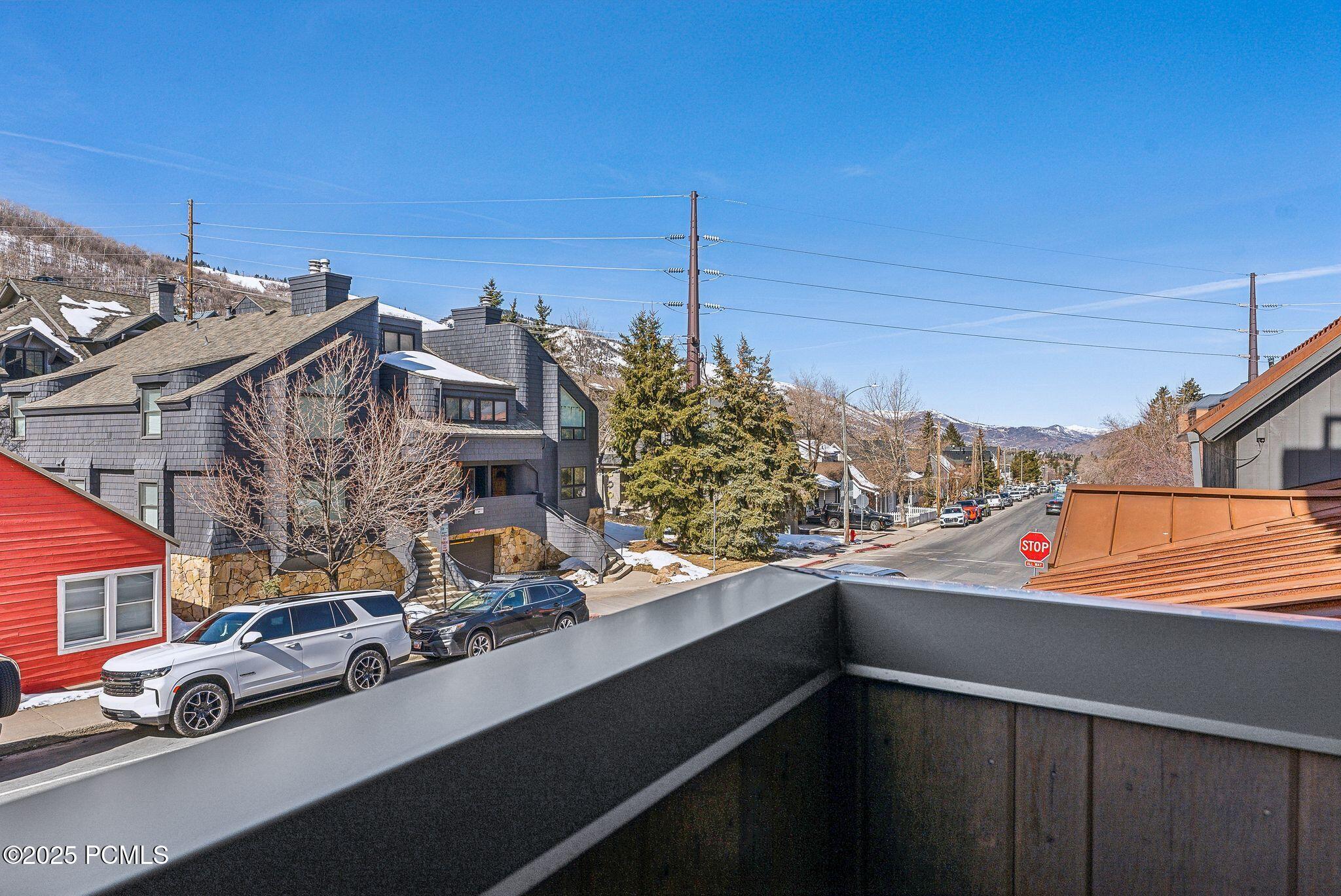 820 Park Avenue 203