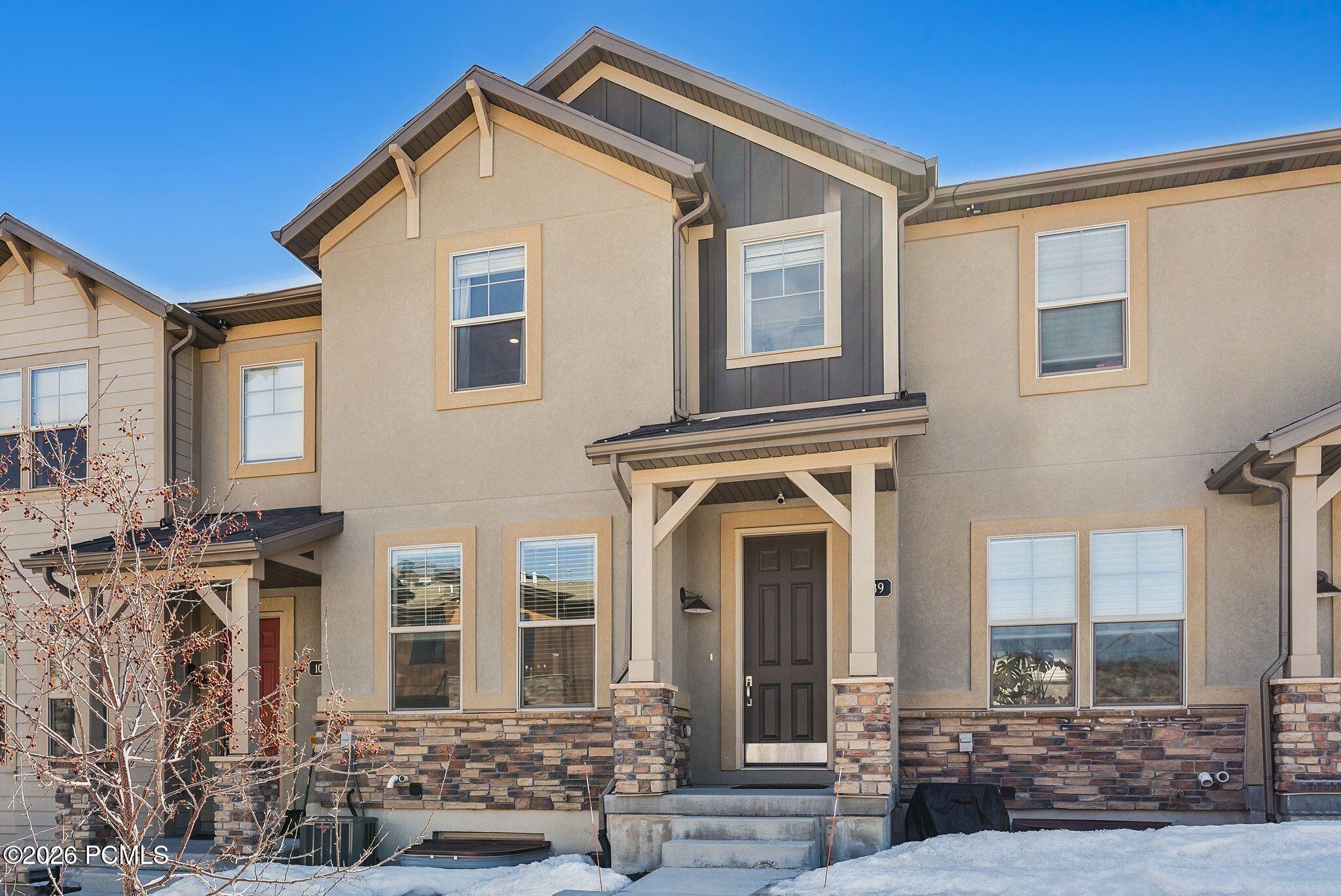 1089 W Wasatch Spring
