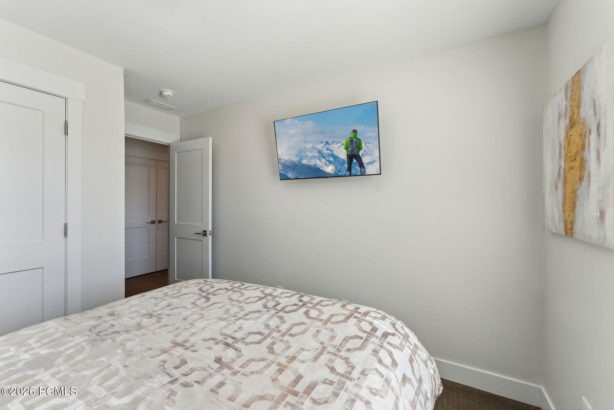 1089 W Wasatch Spring