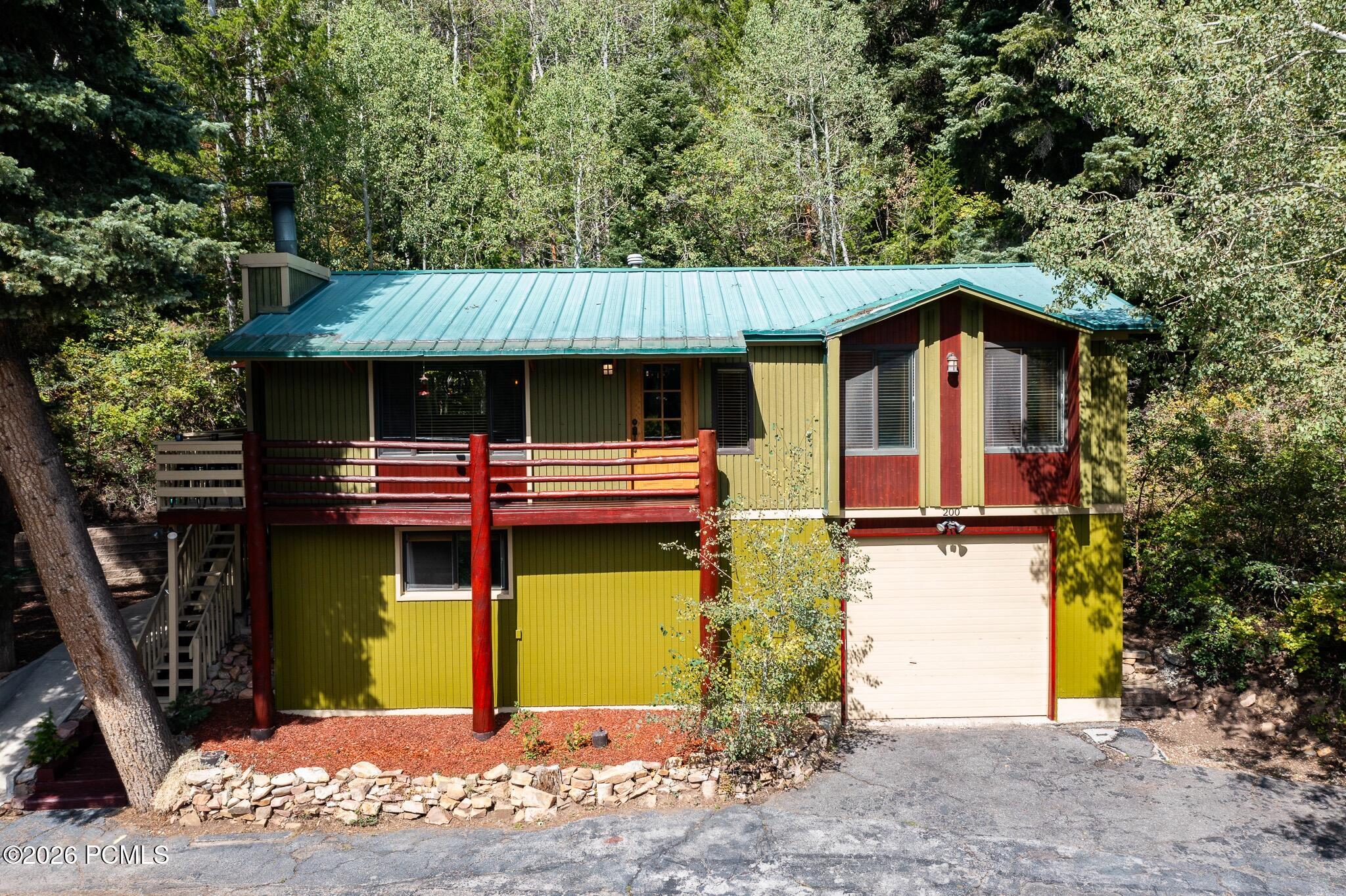 200 Paradise Road