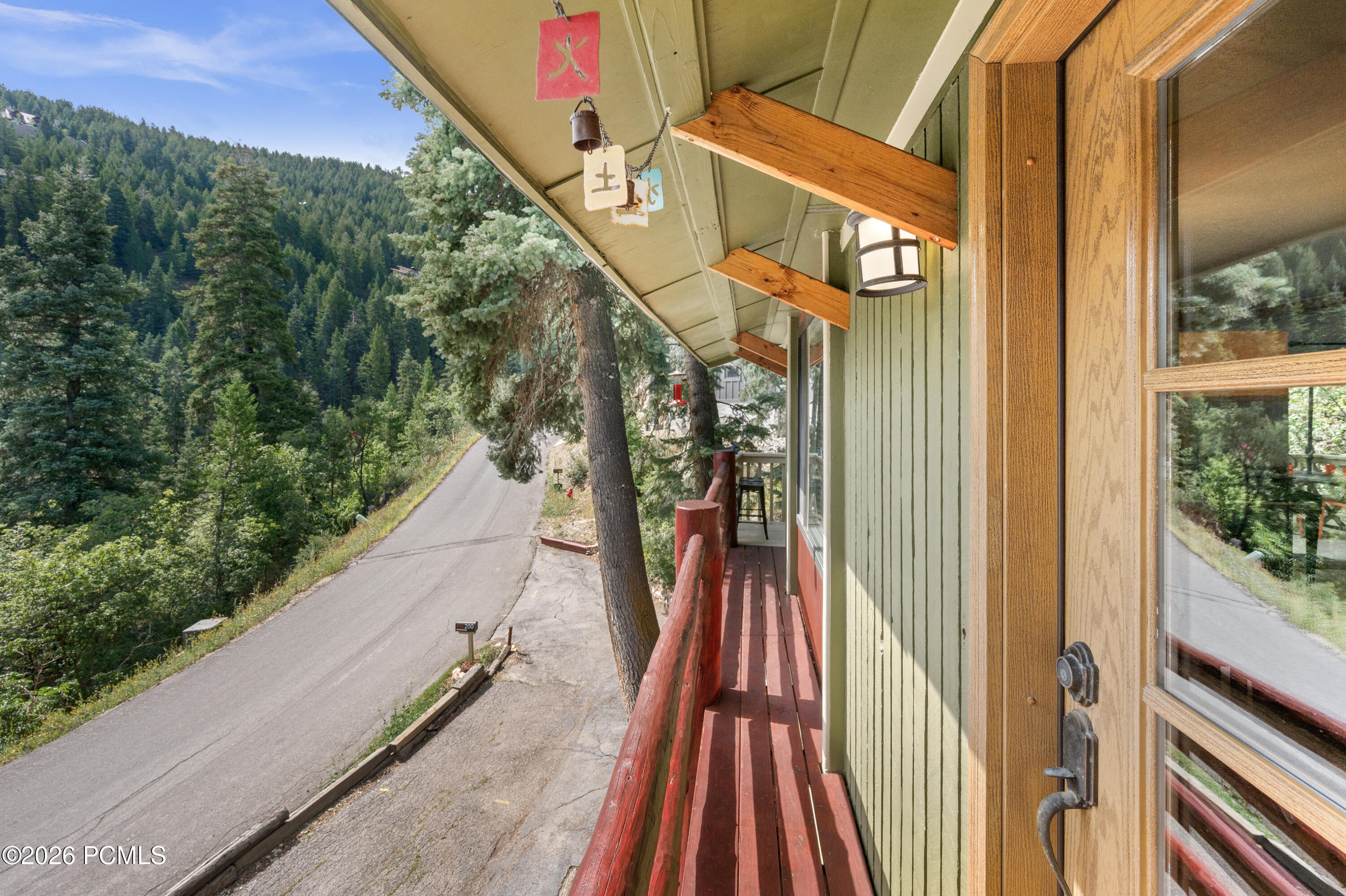 200 Paradise Road